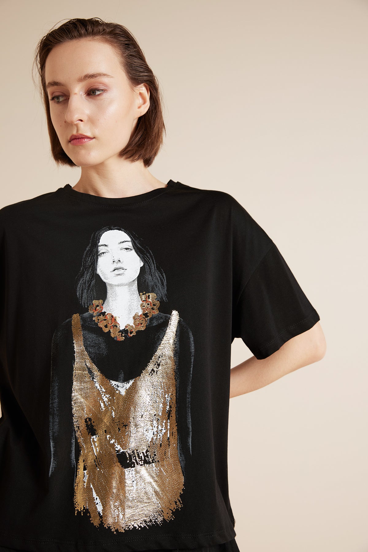KIZ BASKILI T-SHIRT