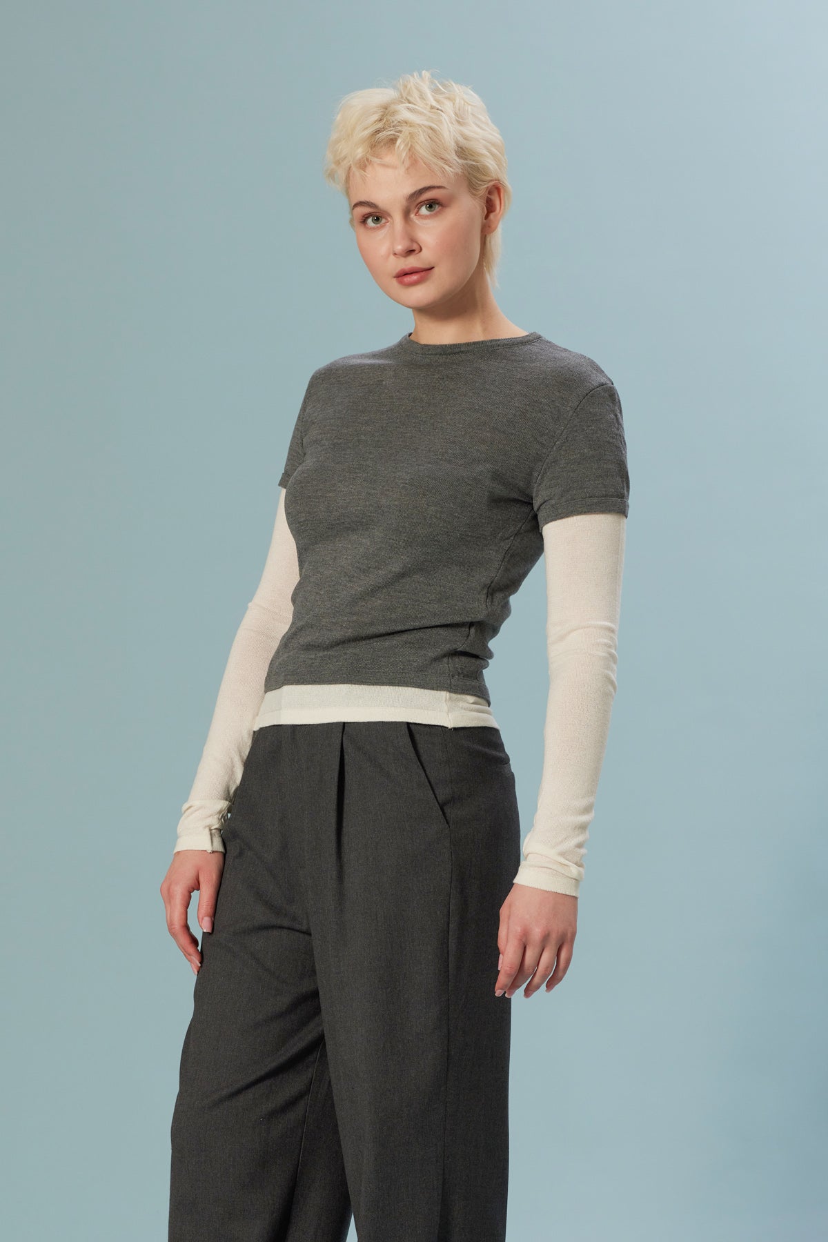 KOLLARI PARÇALI TRİKO BLUZ