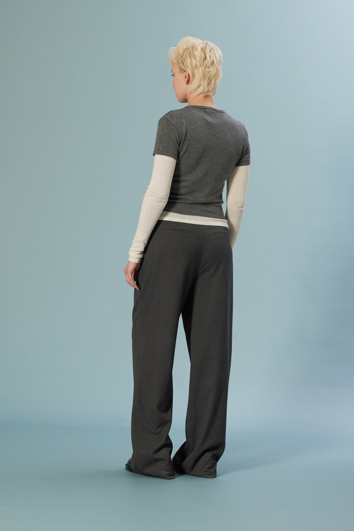 KOLLARI PARÇALI TRİKO BLUZ