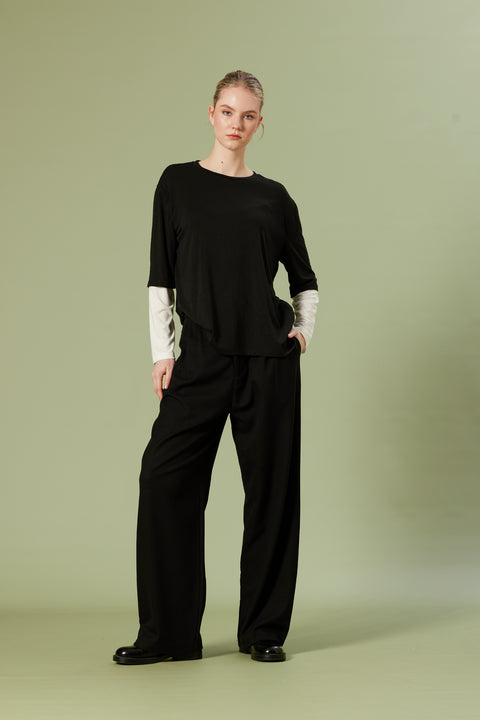 SİYAH — KONTRAST DETAYLI BİSİKLET YAKA T-SHIRT