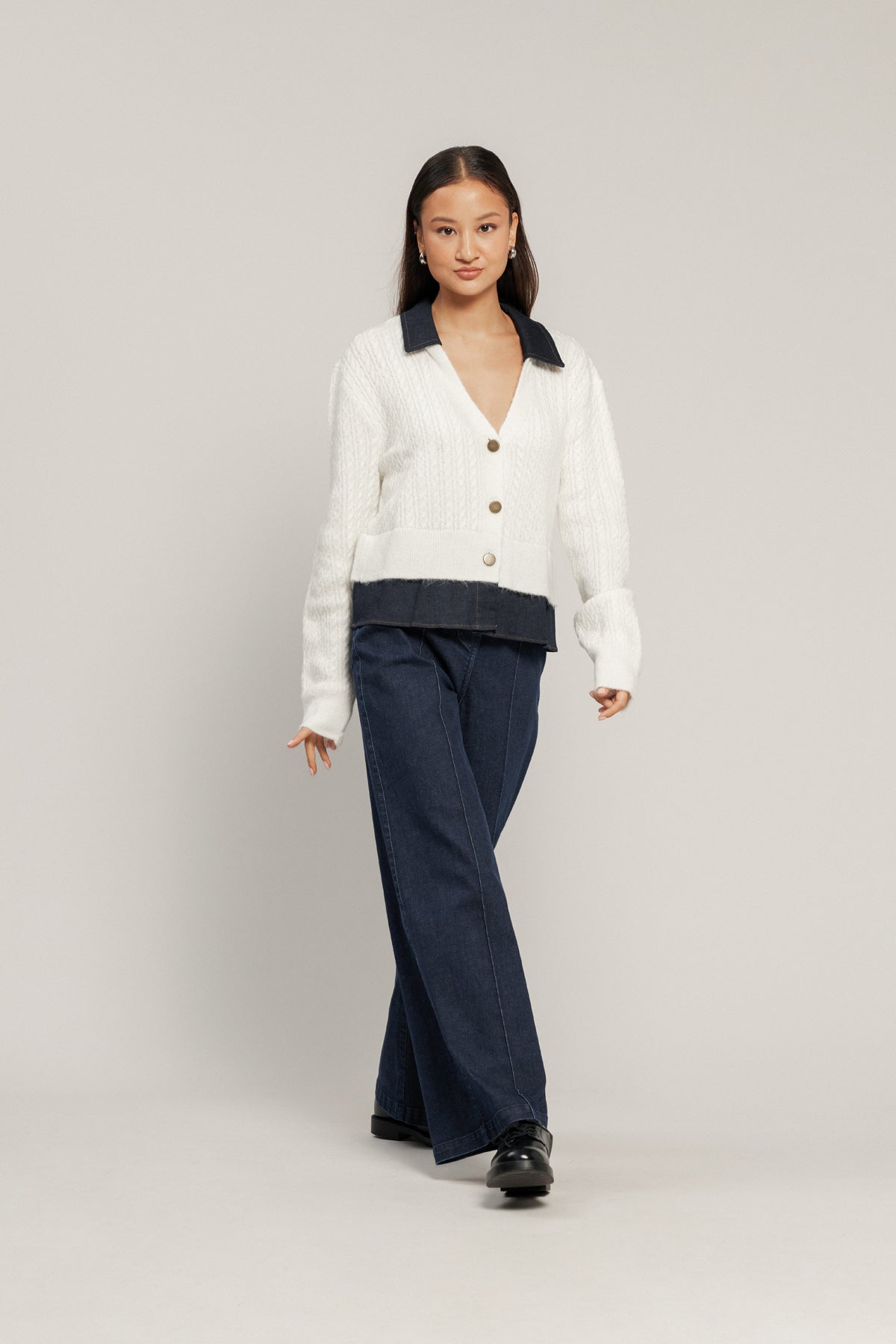 KOT DETAYLI TRİKO HIRKA