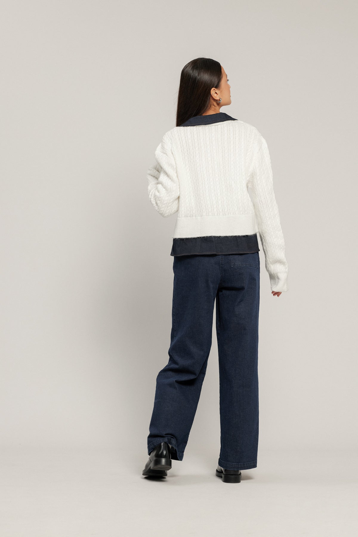 KOT DETAYLI TRİKO HIRKA