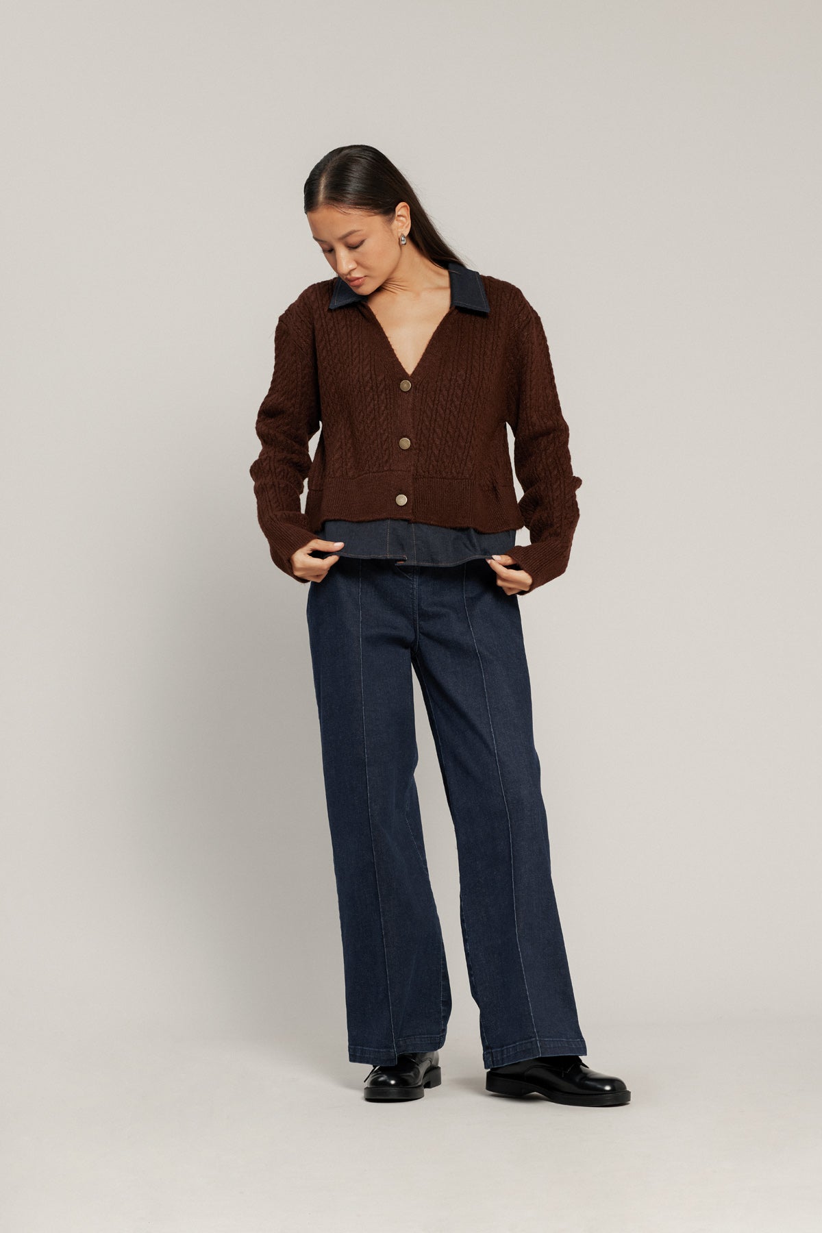 KOT DETAYLI TRİKO HIRKA