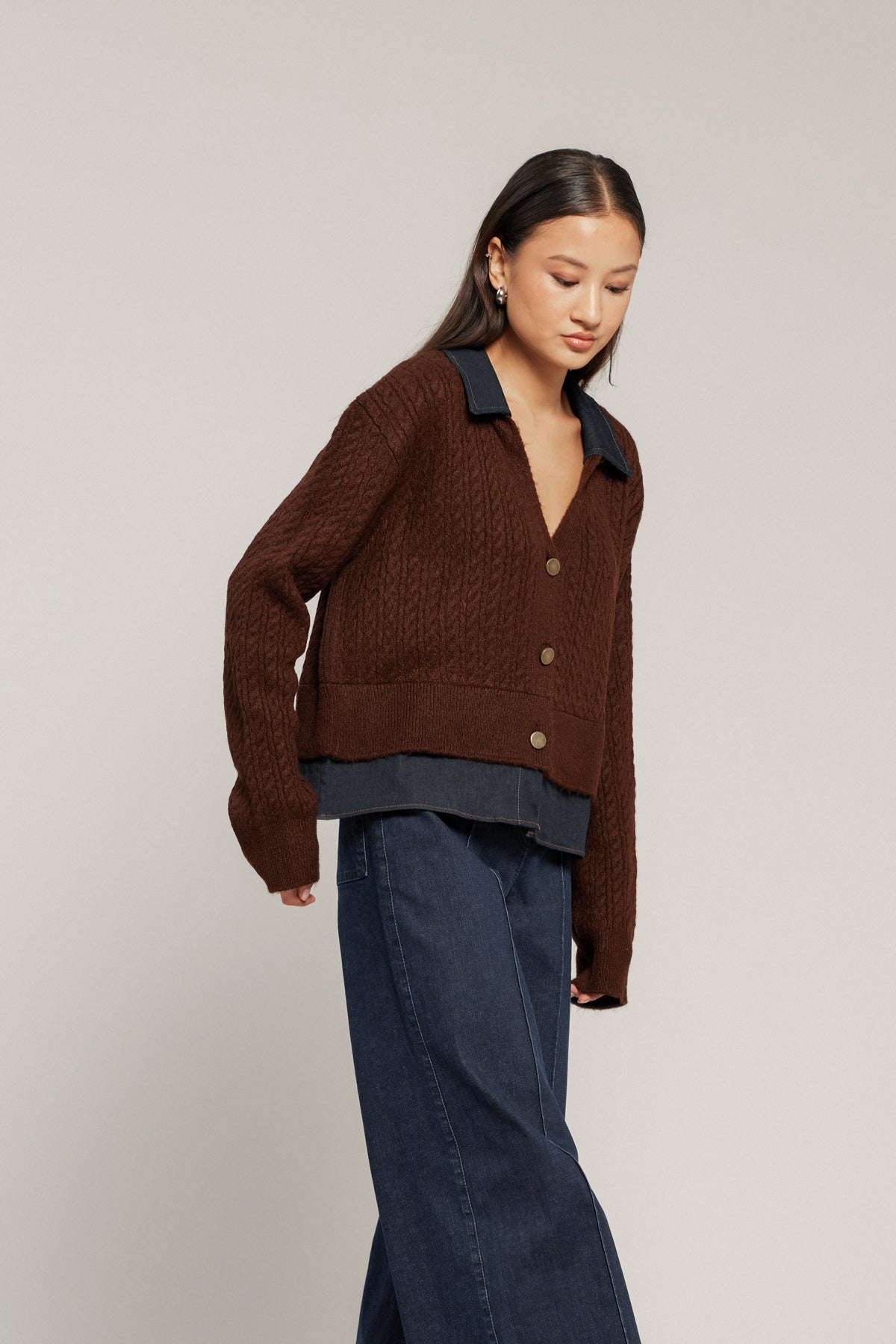 KOT DETAYLI TRİKO HIRKA