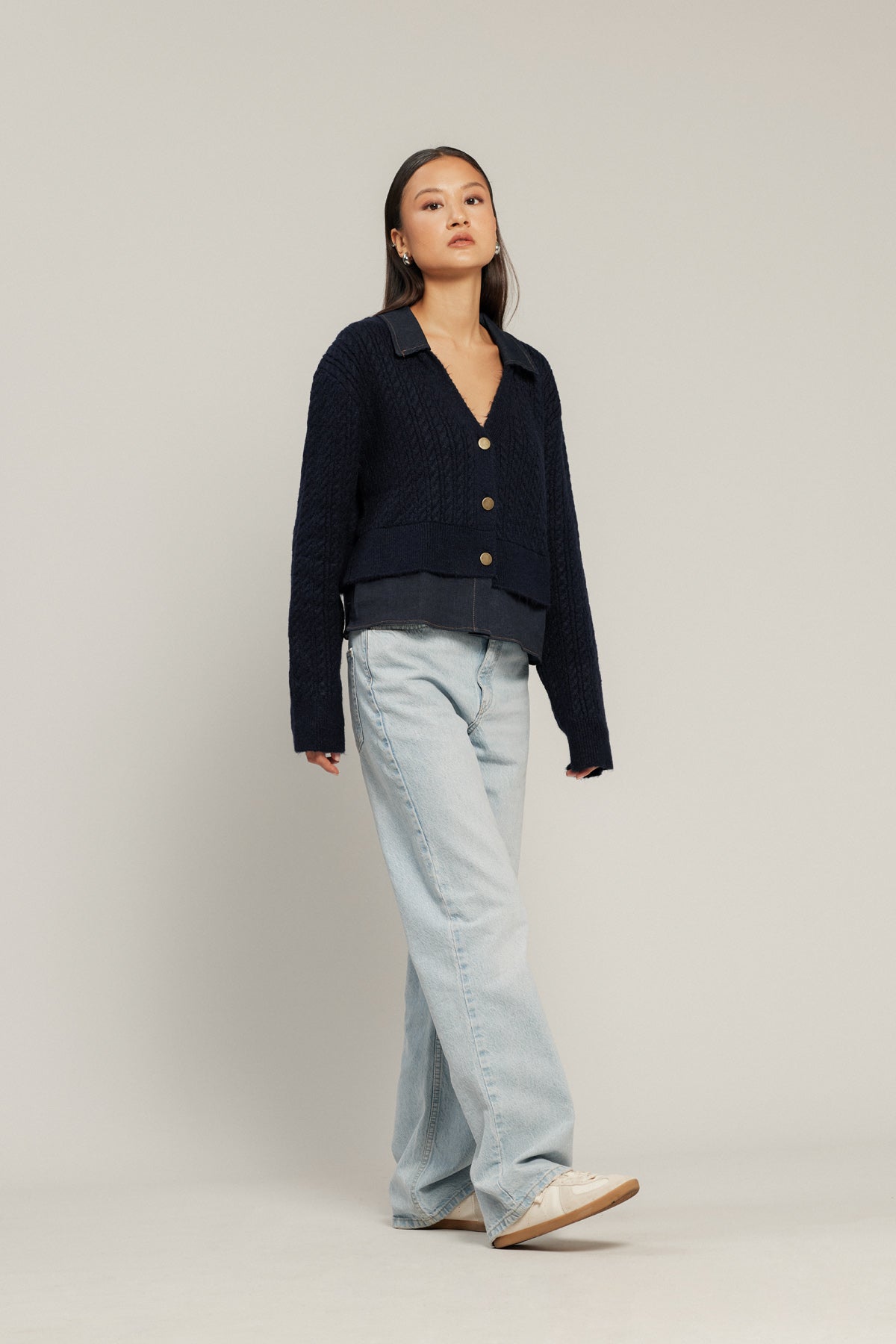 KOT DETAYLI TRİKO HIRKA