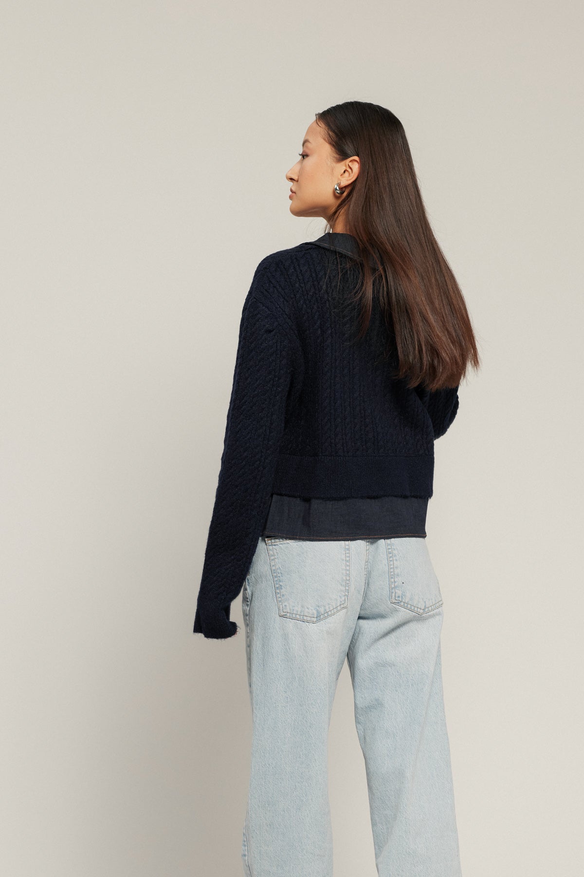 KOT DETAYLI TRİKO HIRKA