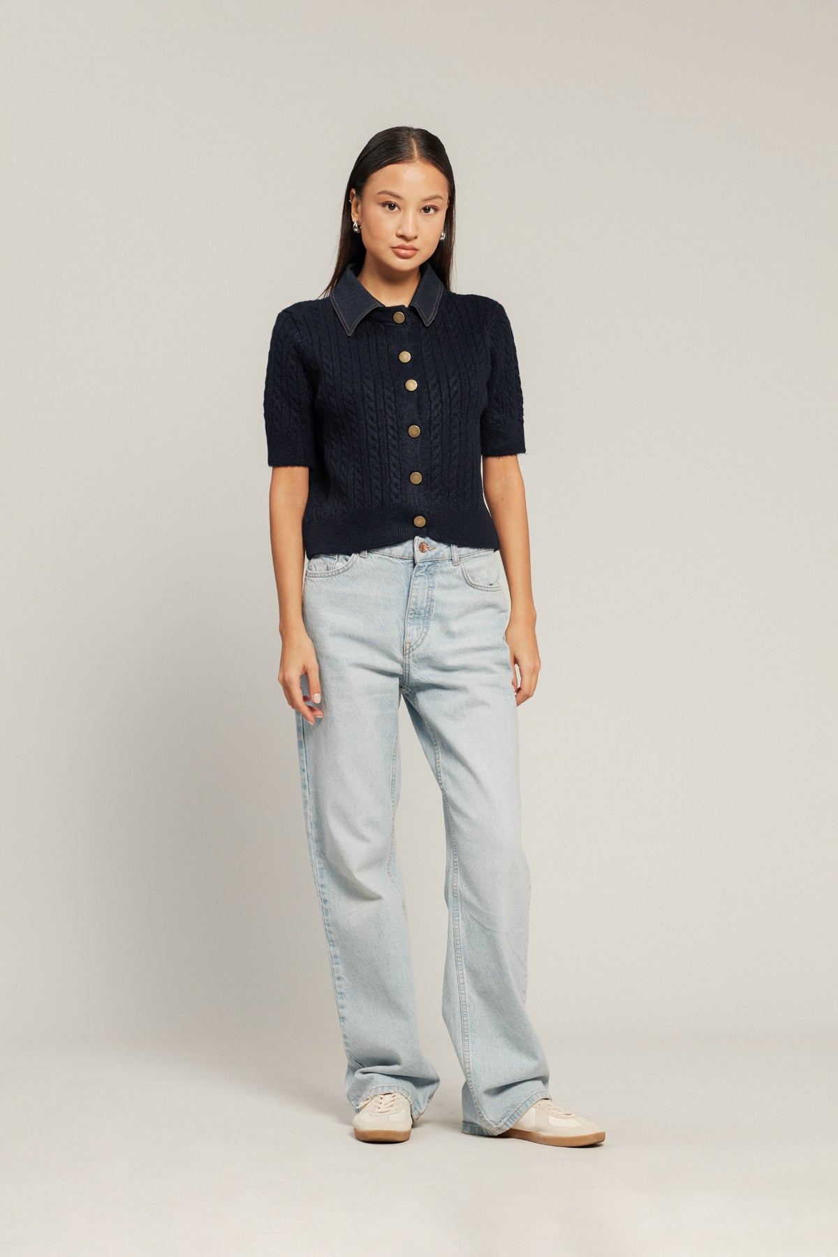 KOT YAKALI TRİKO HIRKA