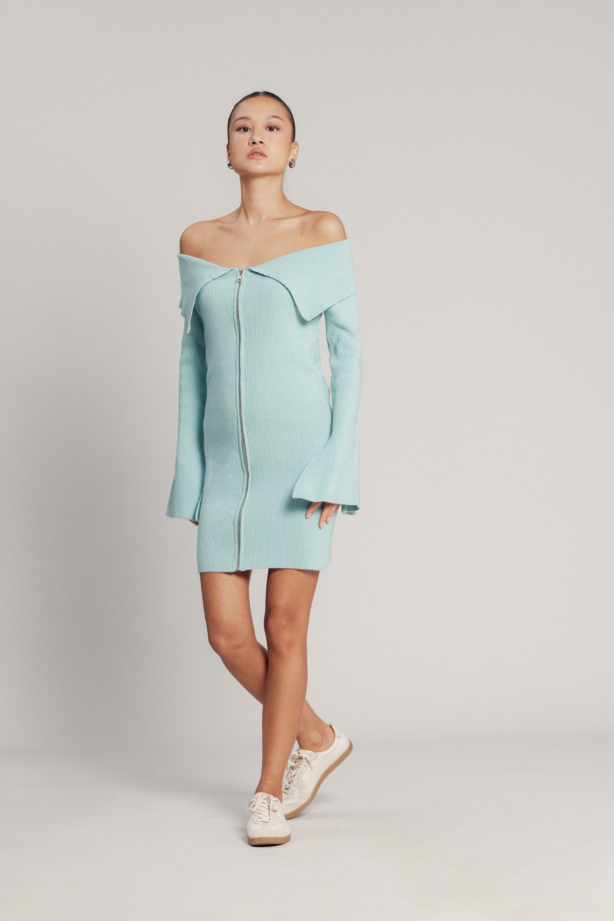 MADONNA YAKA FERMUARLI ELBİSE