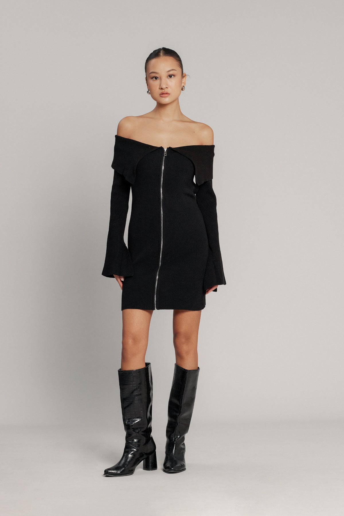 MADONNA YAKA FERMUARLI ELBİSE