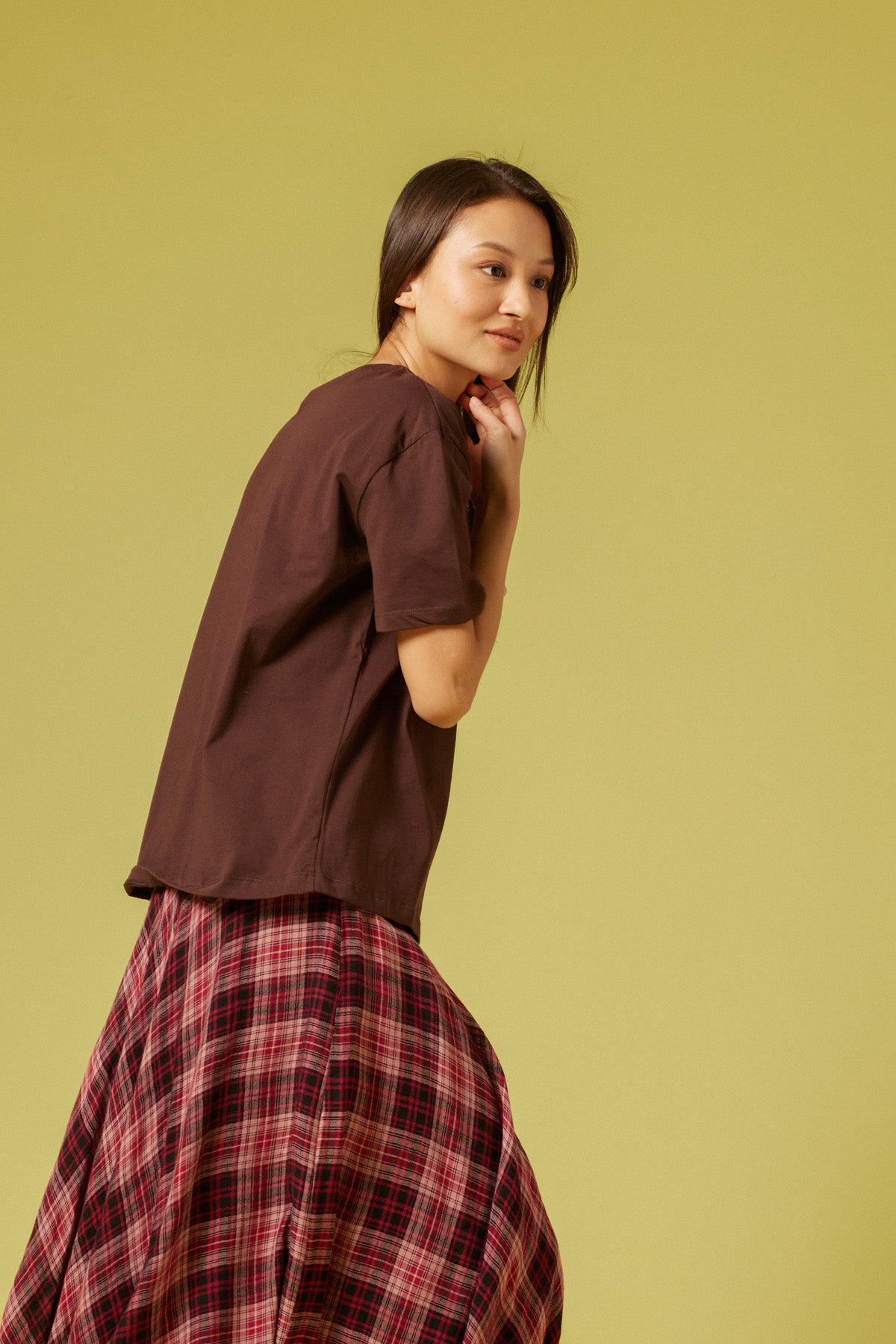 ORGANZE NAKIŞ DETAYLI T-SHIRT