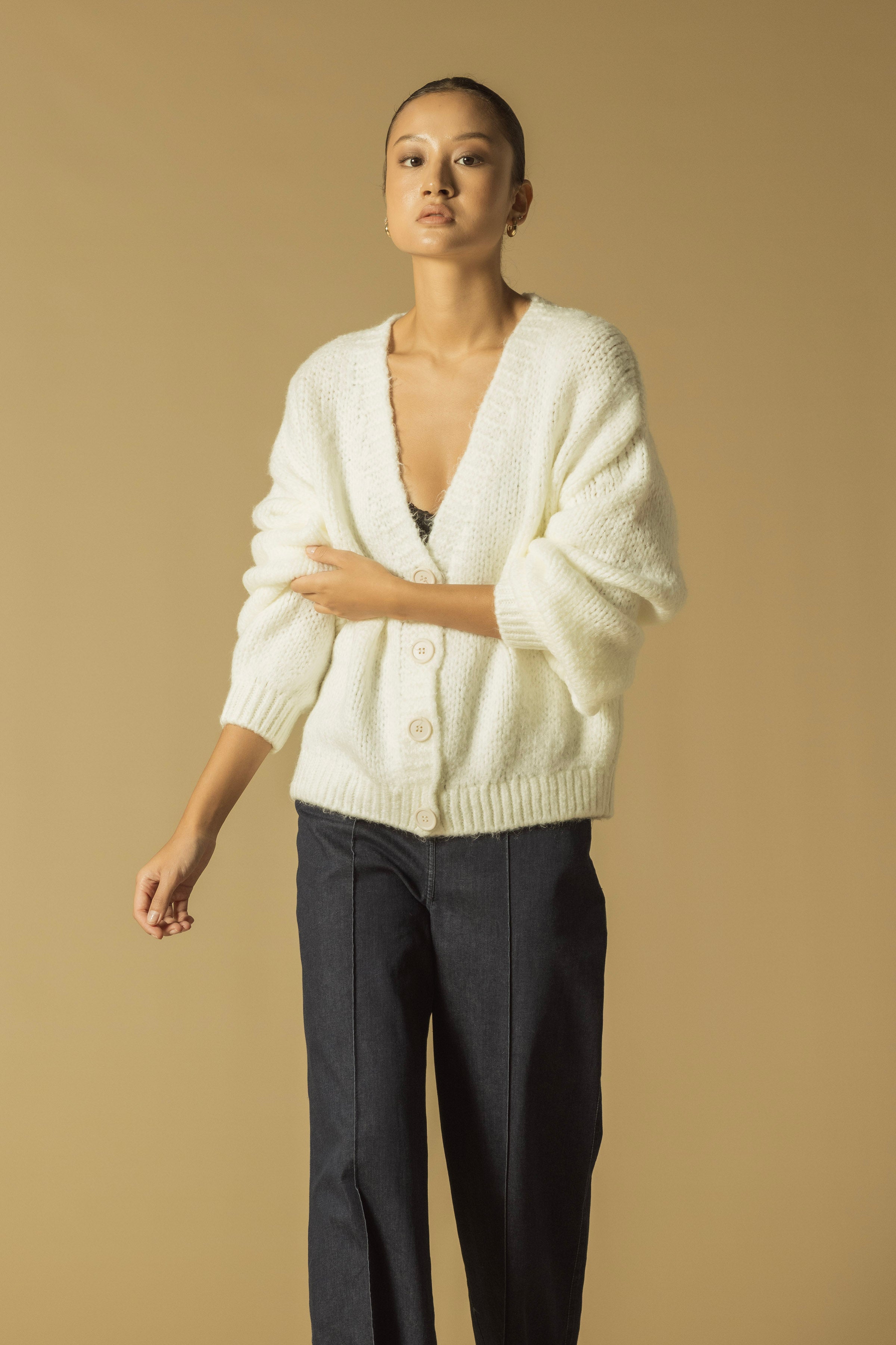 OVERSİZE TRİKO HIRKA