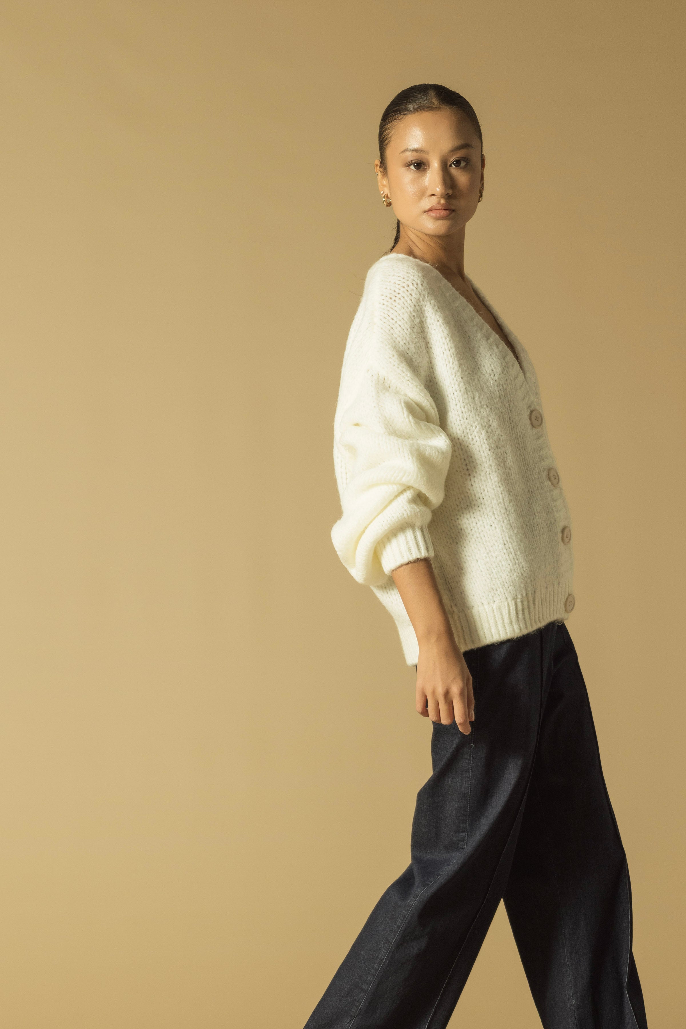 OVERSİZE TRİKO HIRKA