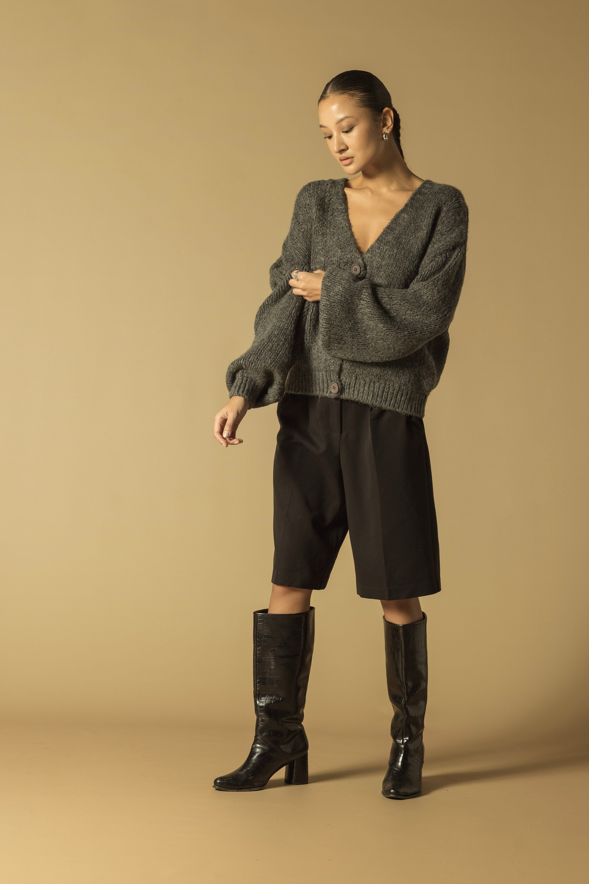 OVERSİZE TRİKO HIRKA