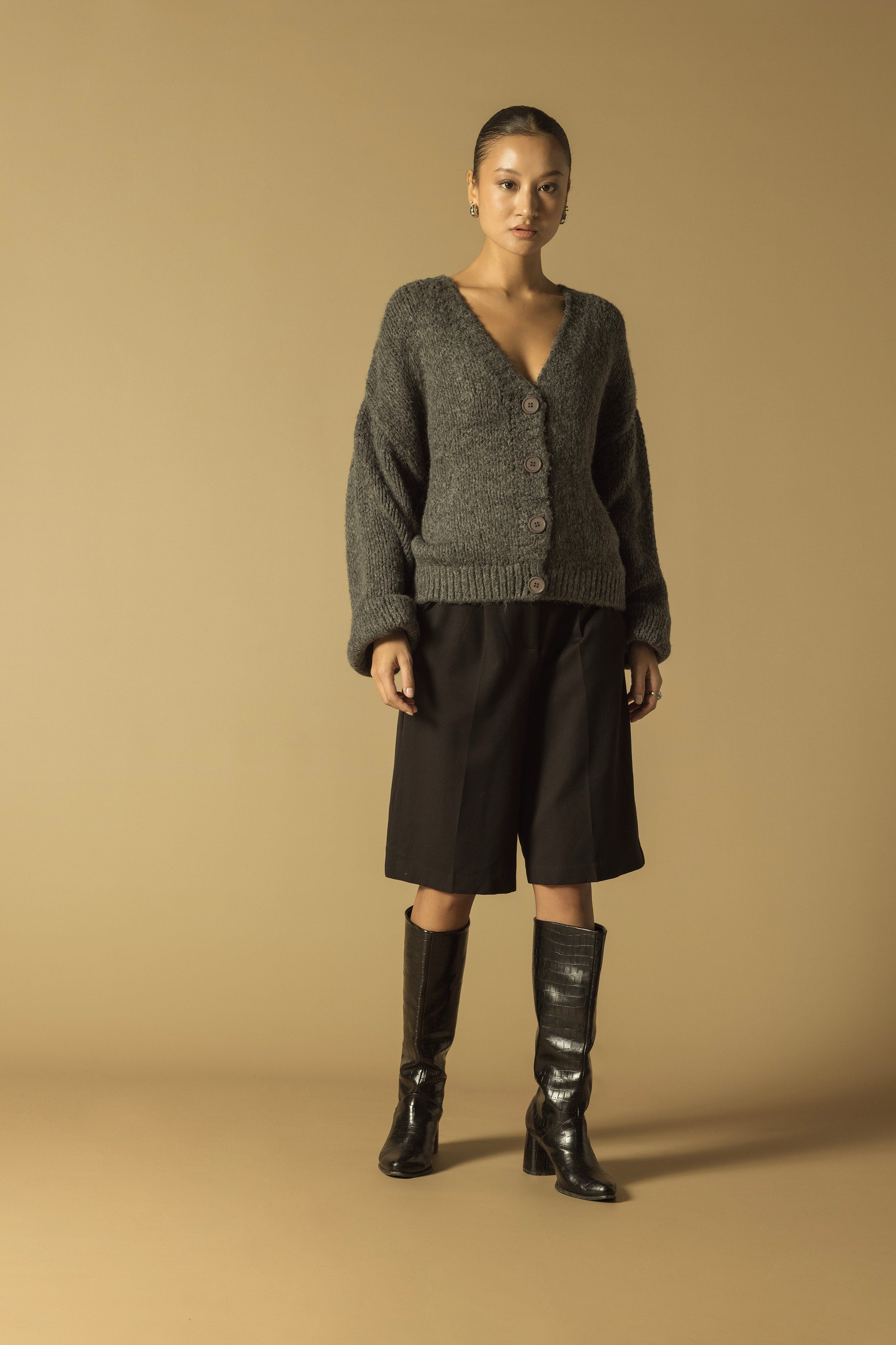 OVERSİZE TRİKO HIRKA