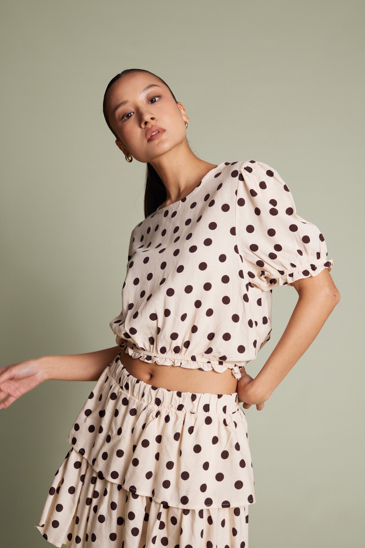 Keten Karışımlı Puantiye Desenli Balon Kol Crop Top