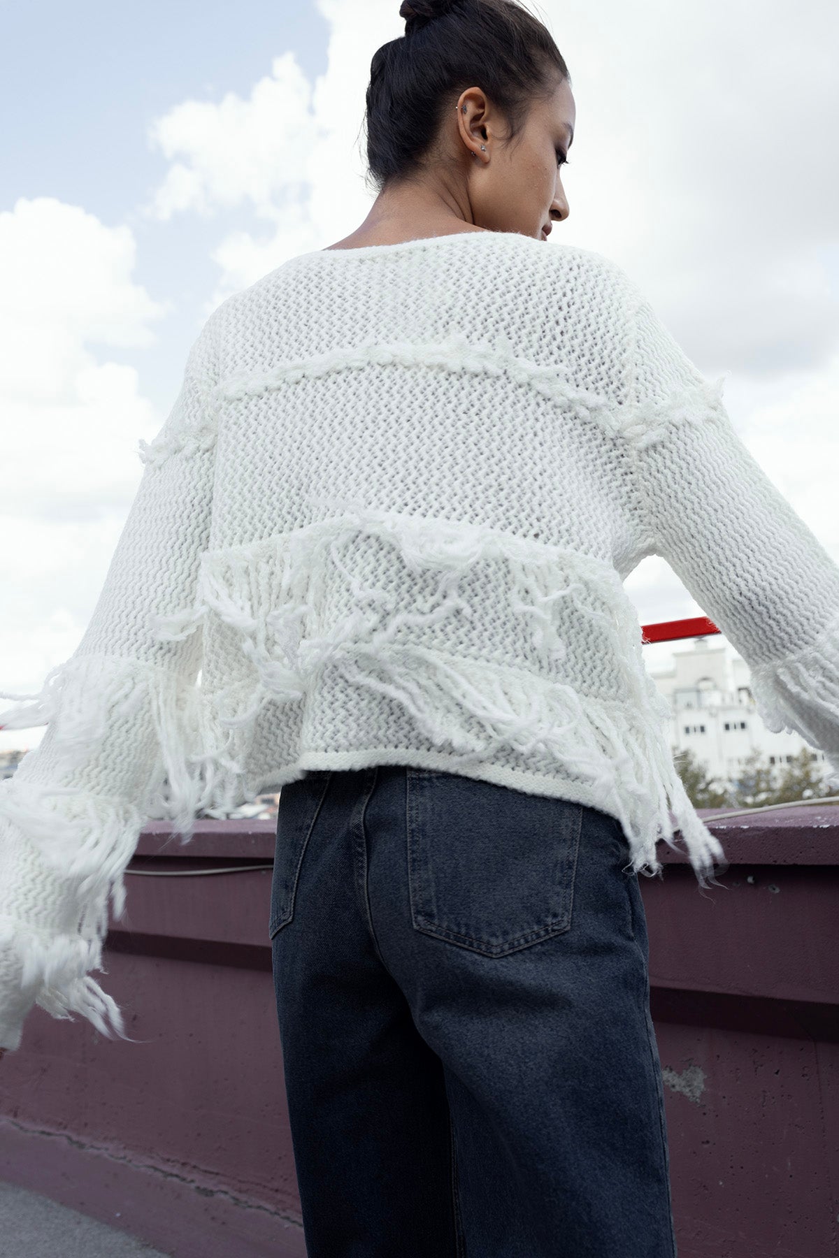 PÜSKÜLLÜ TRİKO HIRKA