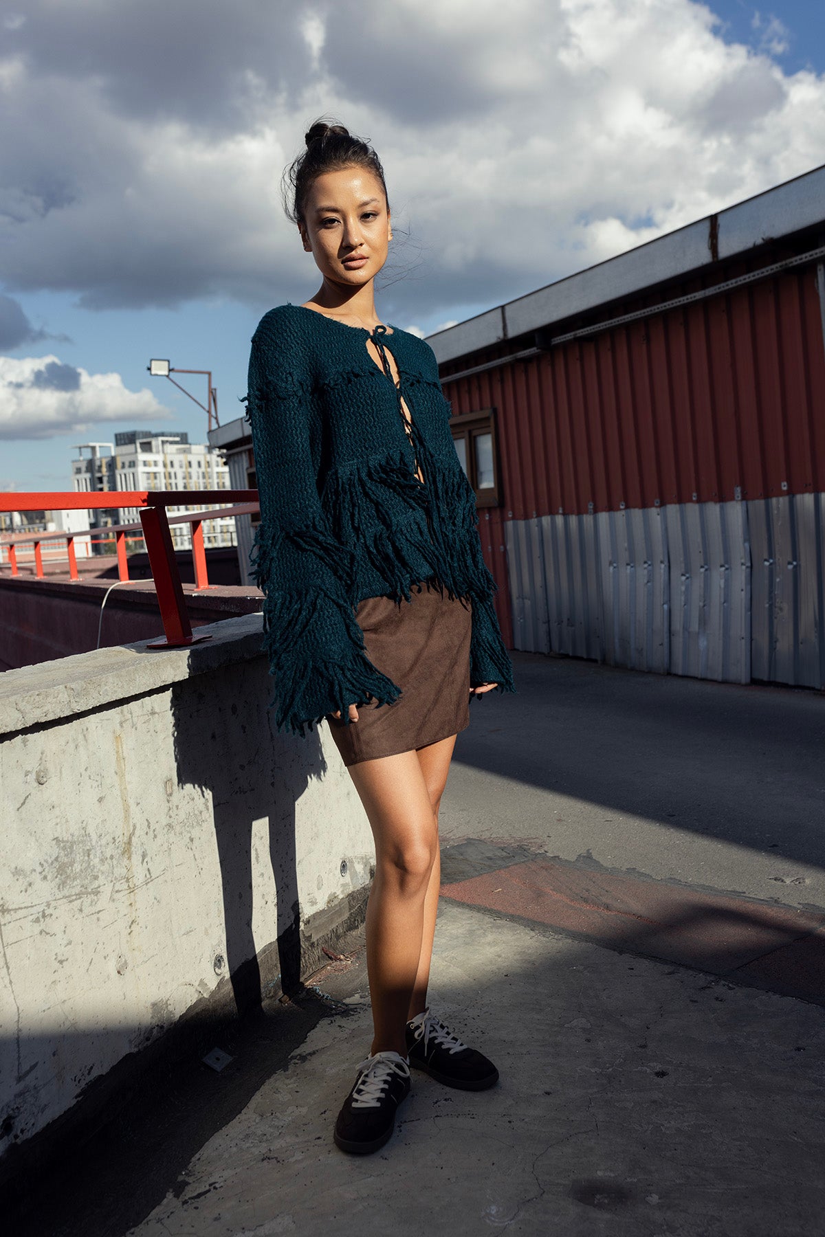 PÜSKÜLLÜ TRİKO HIRKA