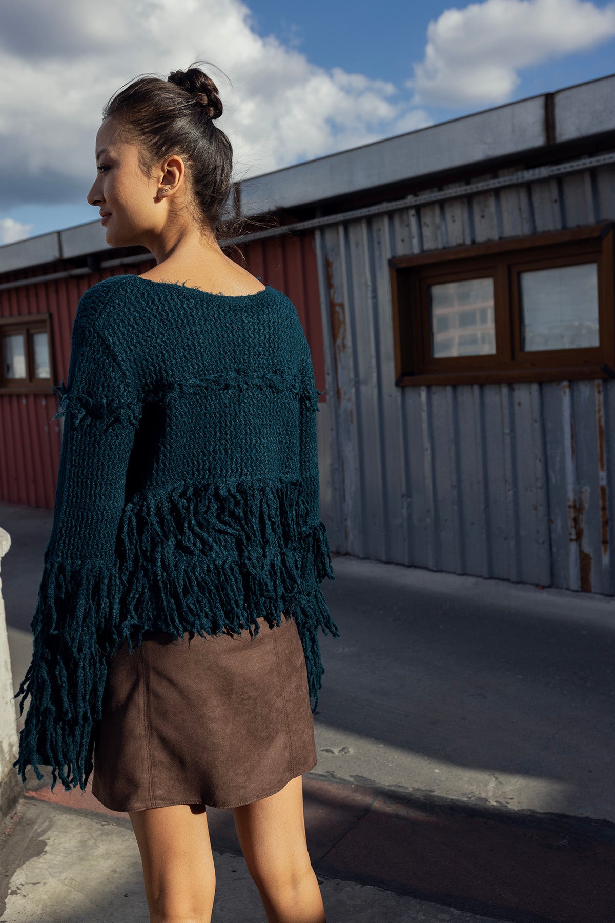 PÜSKÜLLÜ TRİKO HIRKA