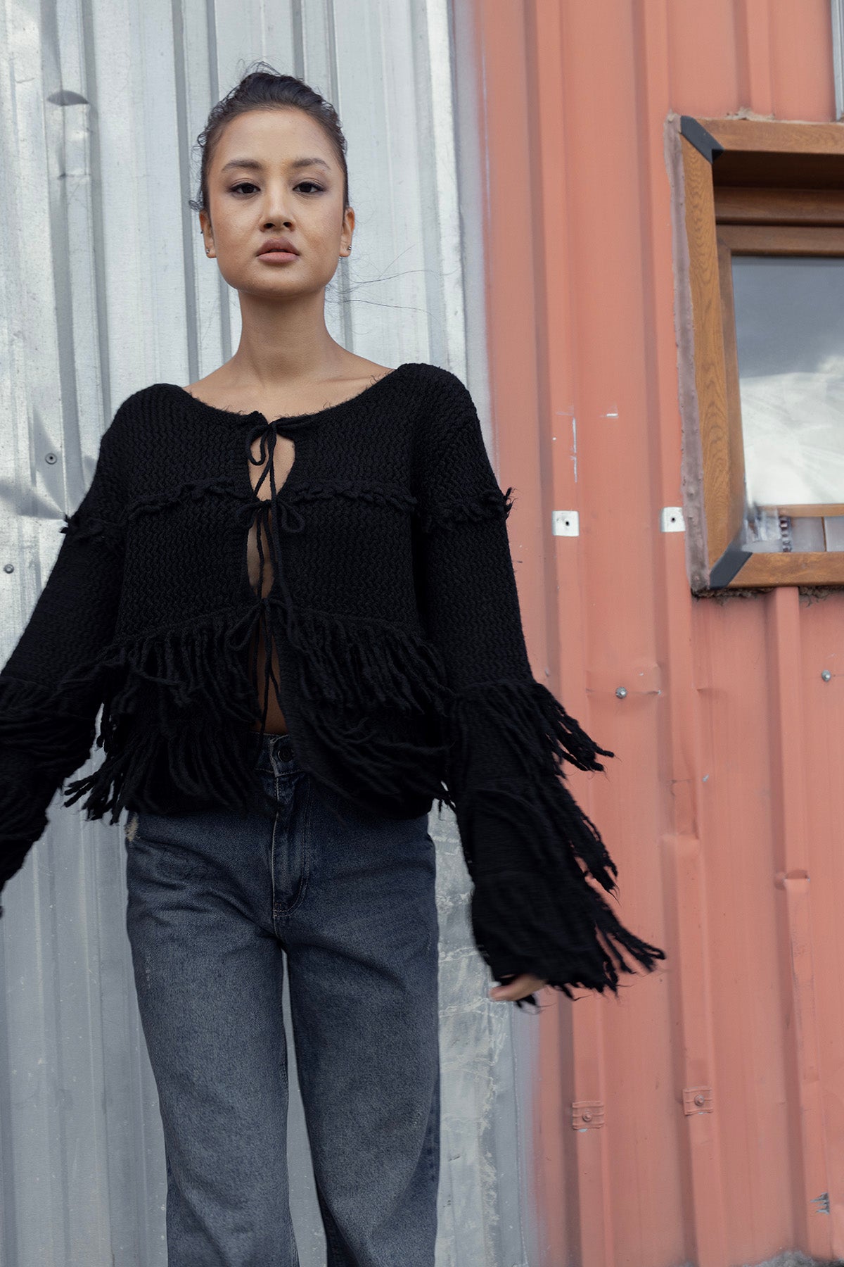 PÜSKÜLLÜ TRİKO HIRKA