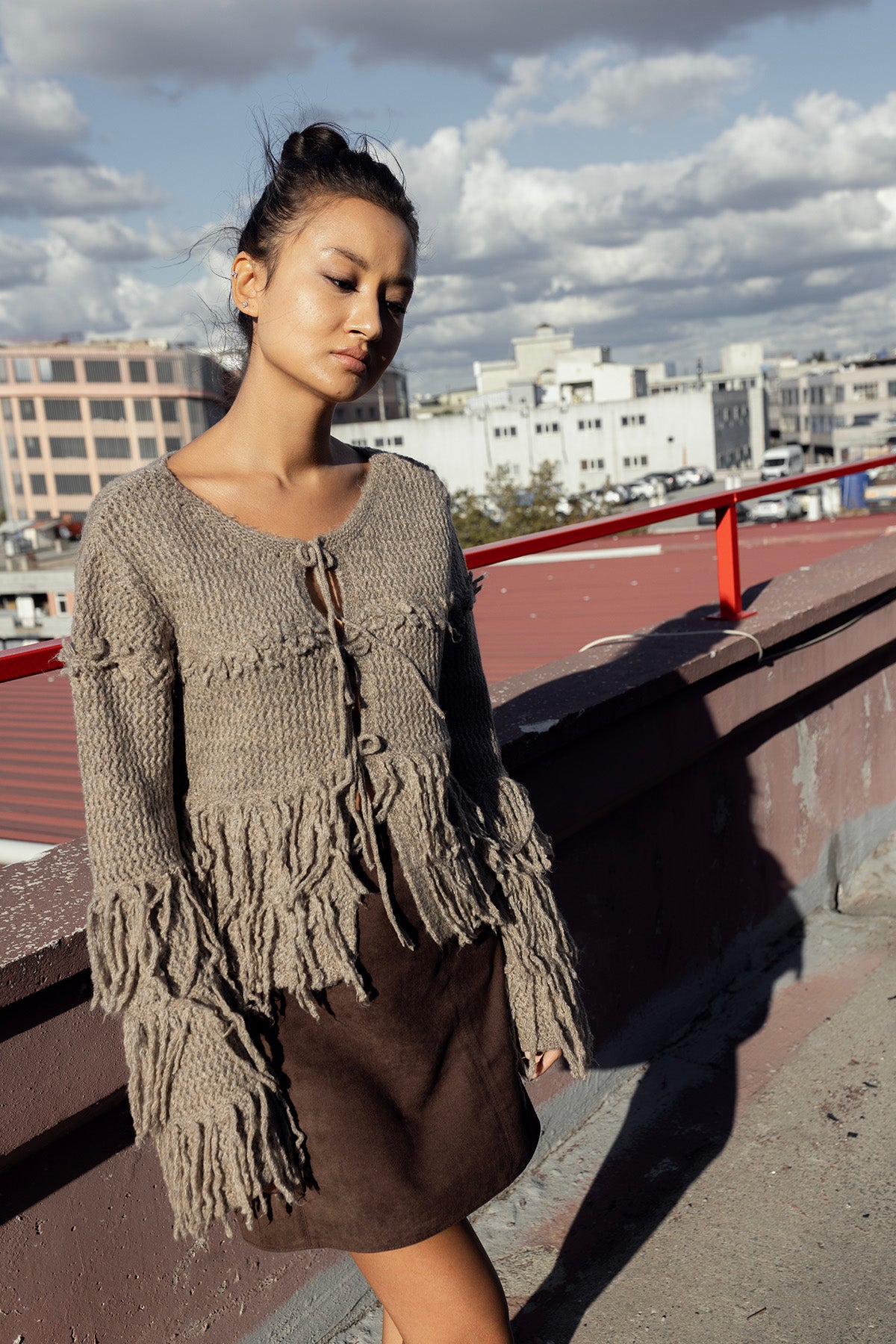 PÜSKÜLLÜ TRİKO HIRKA