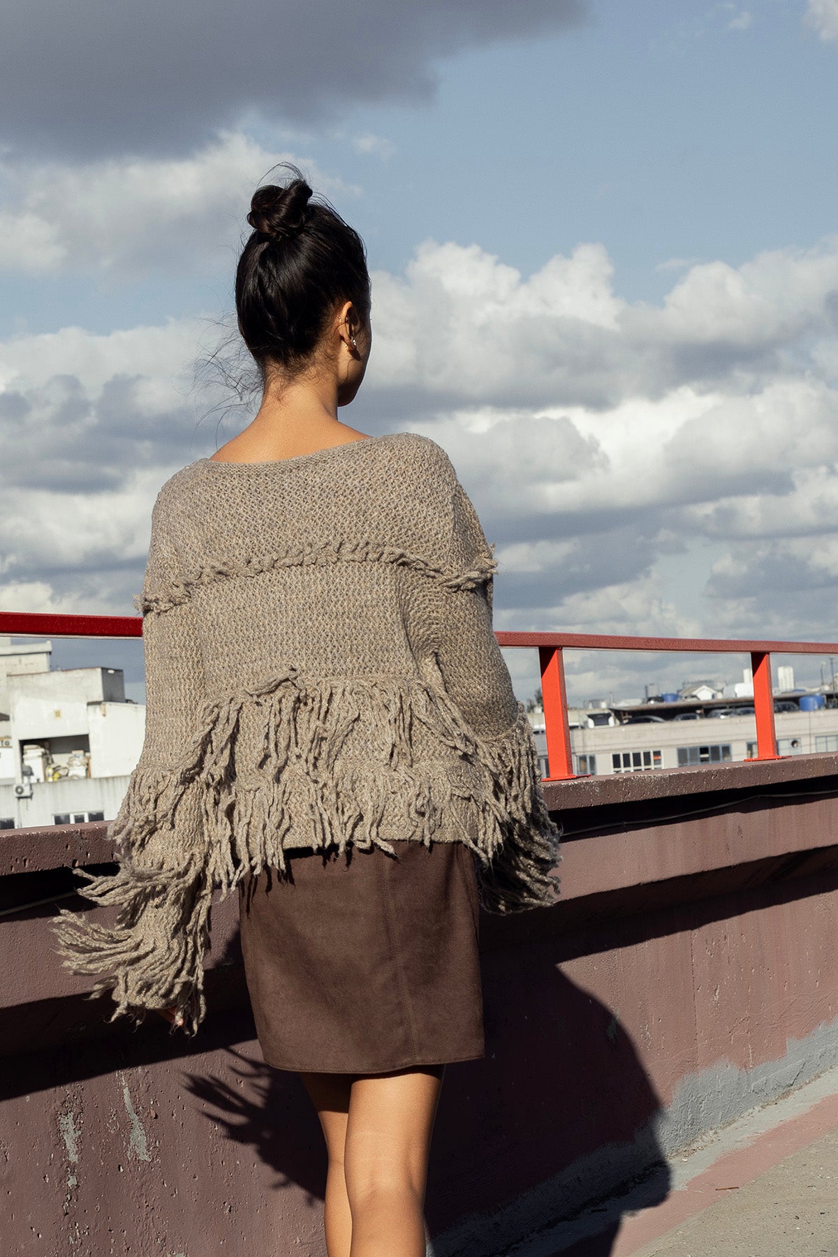 PÜSKÜLLÜ TRİKO HIRKA