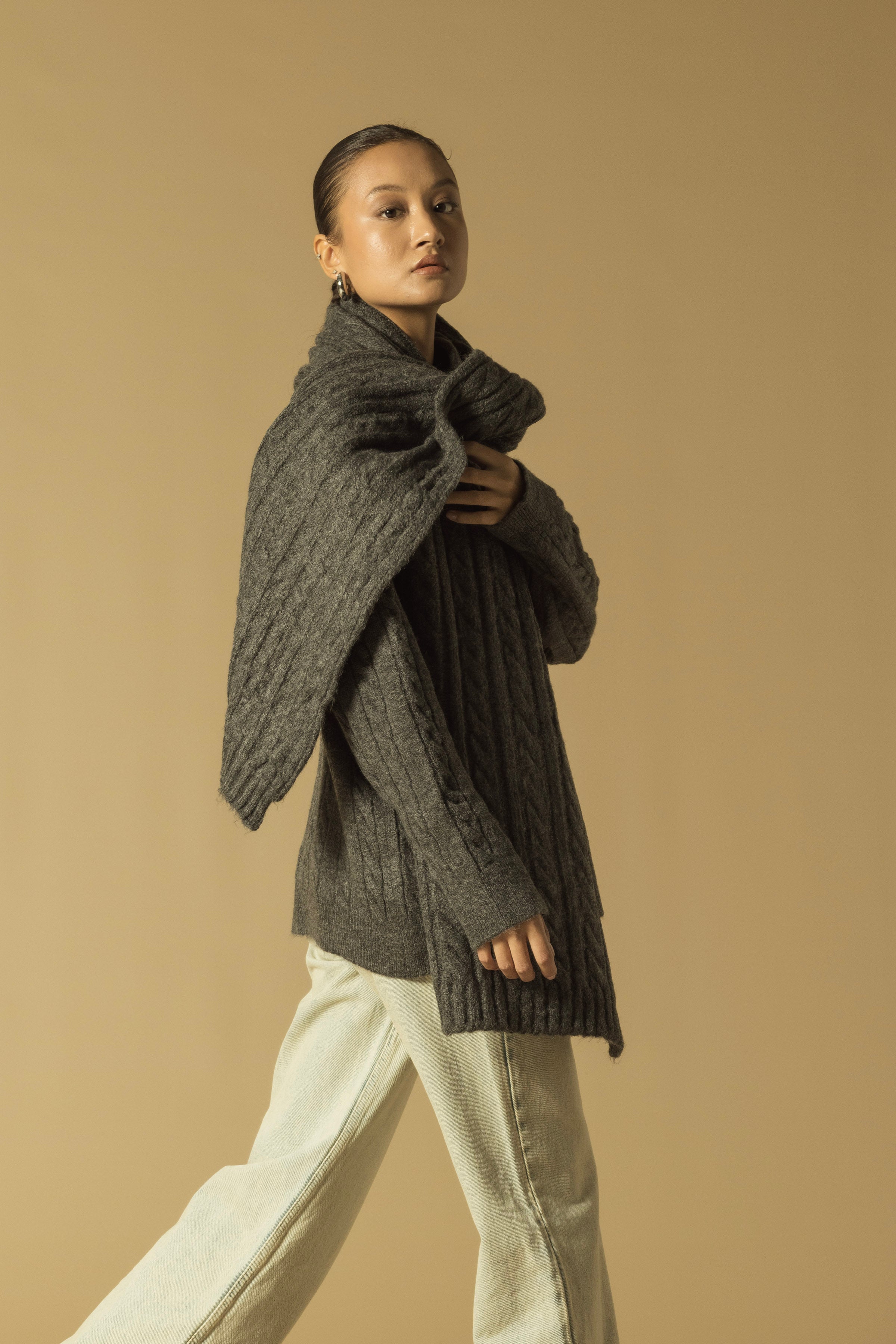 SAÇ ÖRGÜLÜ TRİKO ATKI