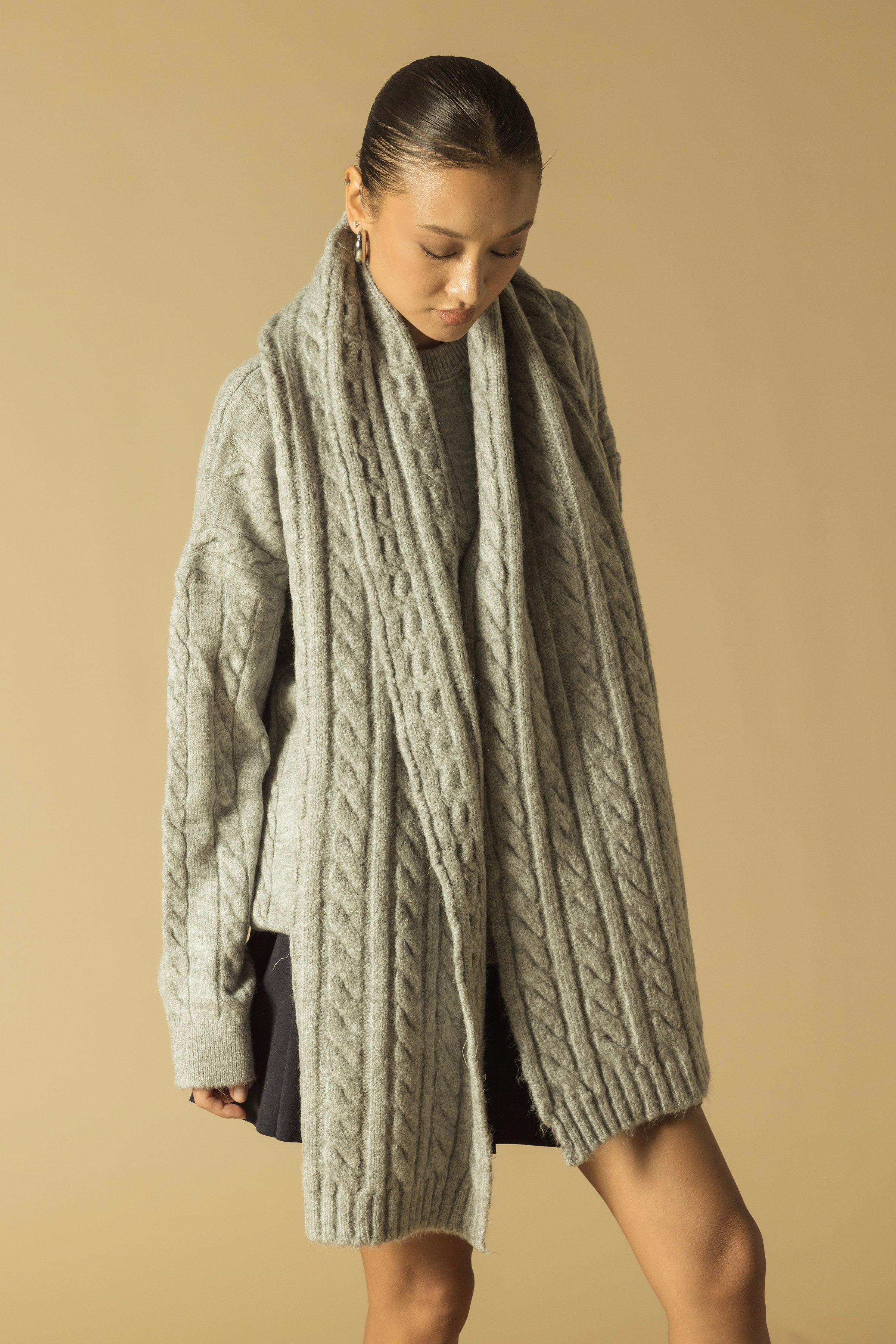 SAÇ ÖRGÜLÜ TRİKO ATKI