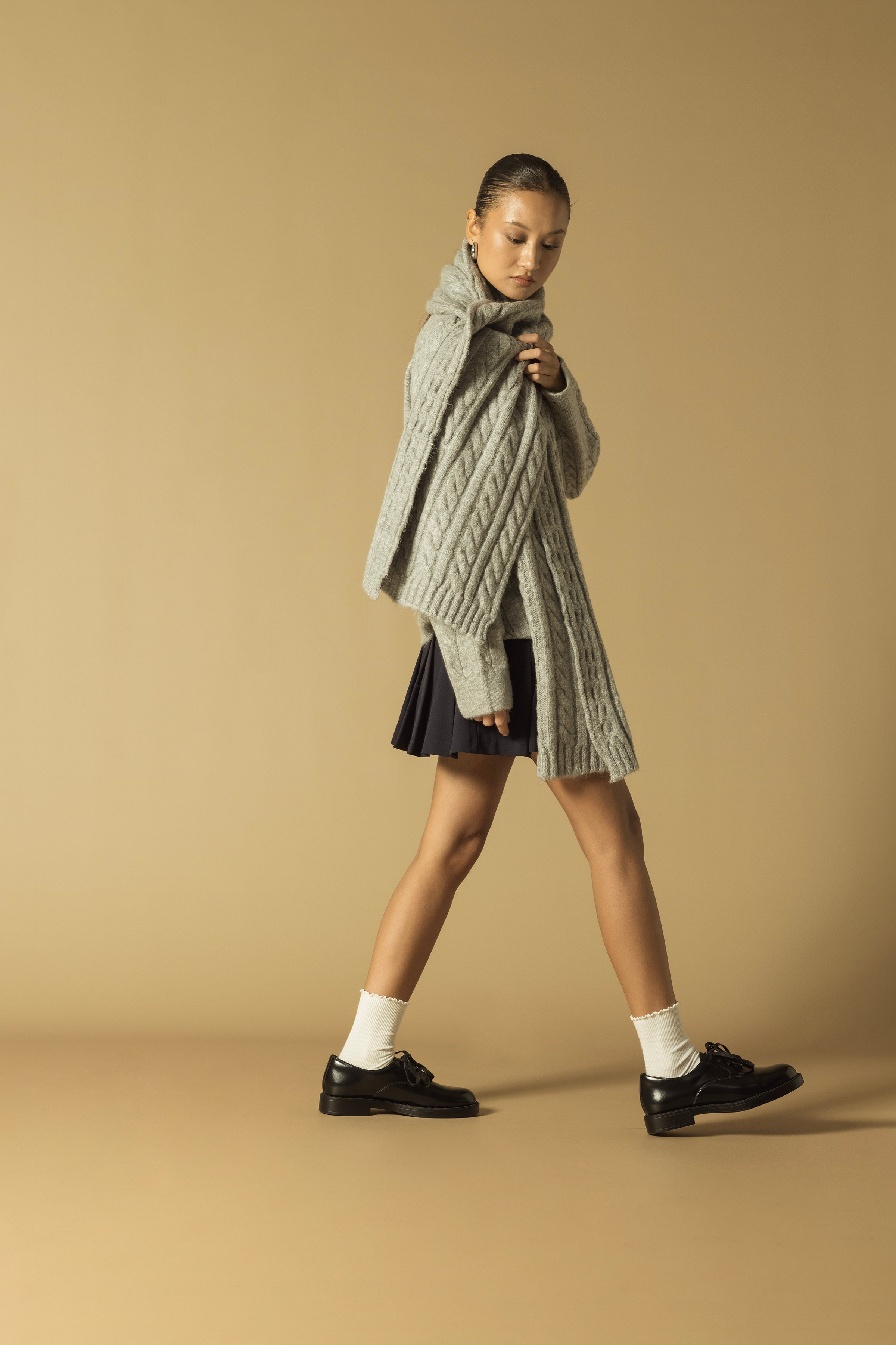 SAÇ ÖRGÜLÜ TRİKO ATKI