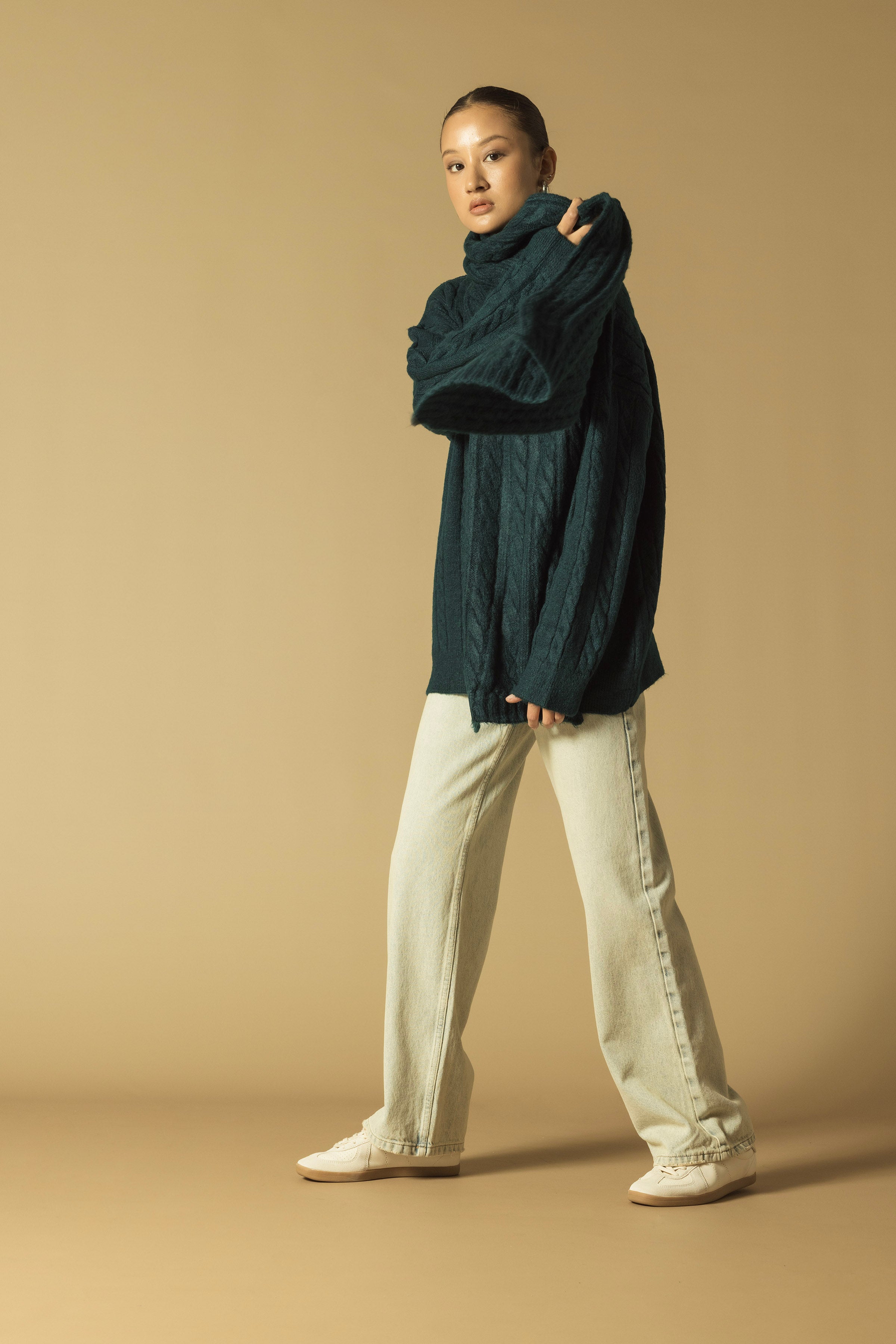 SAÇ ÖRGÜLÜ TRİKO ATKI