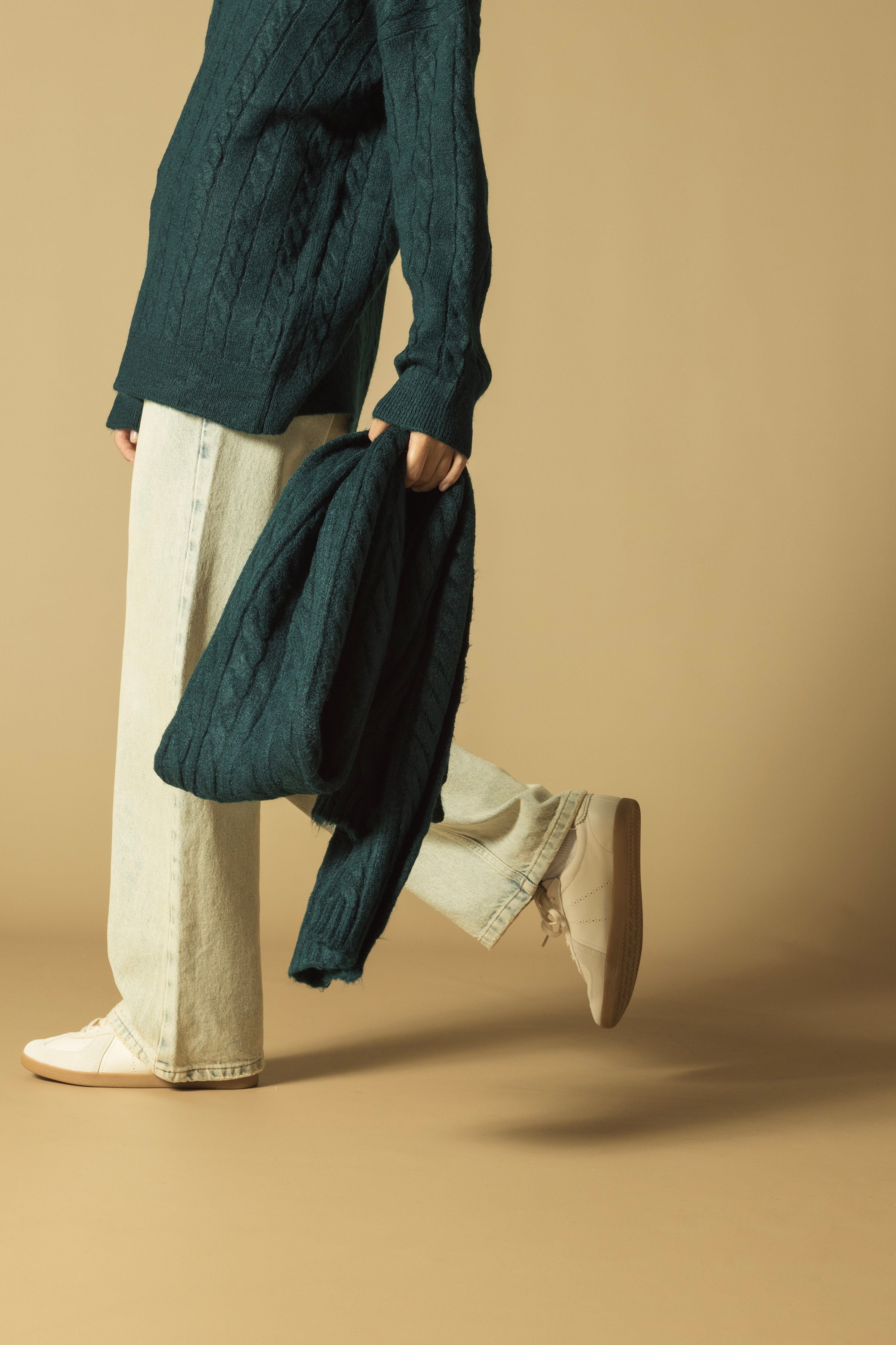 SAÇ ÖRGÜLÜ TRİKO ATKI