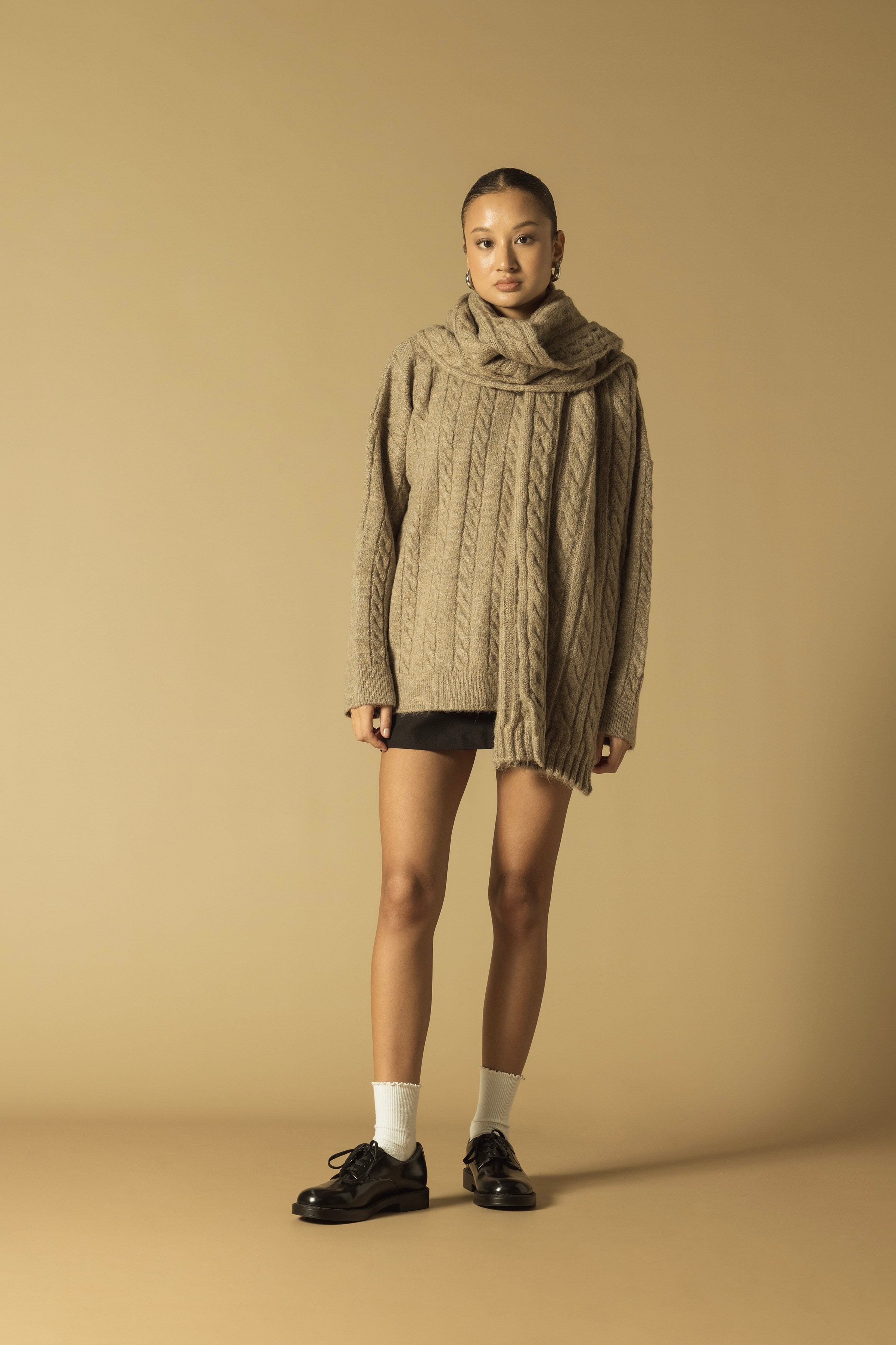 SAÇ ÖRGÜLÜ TRİKO ATKI