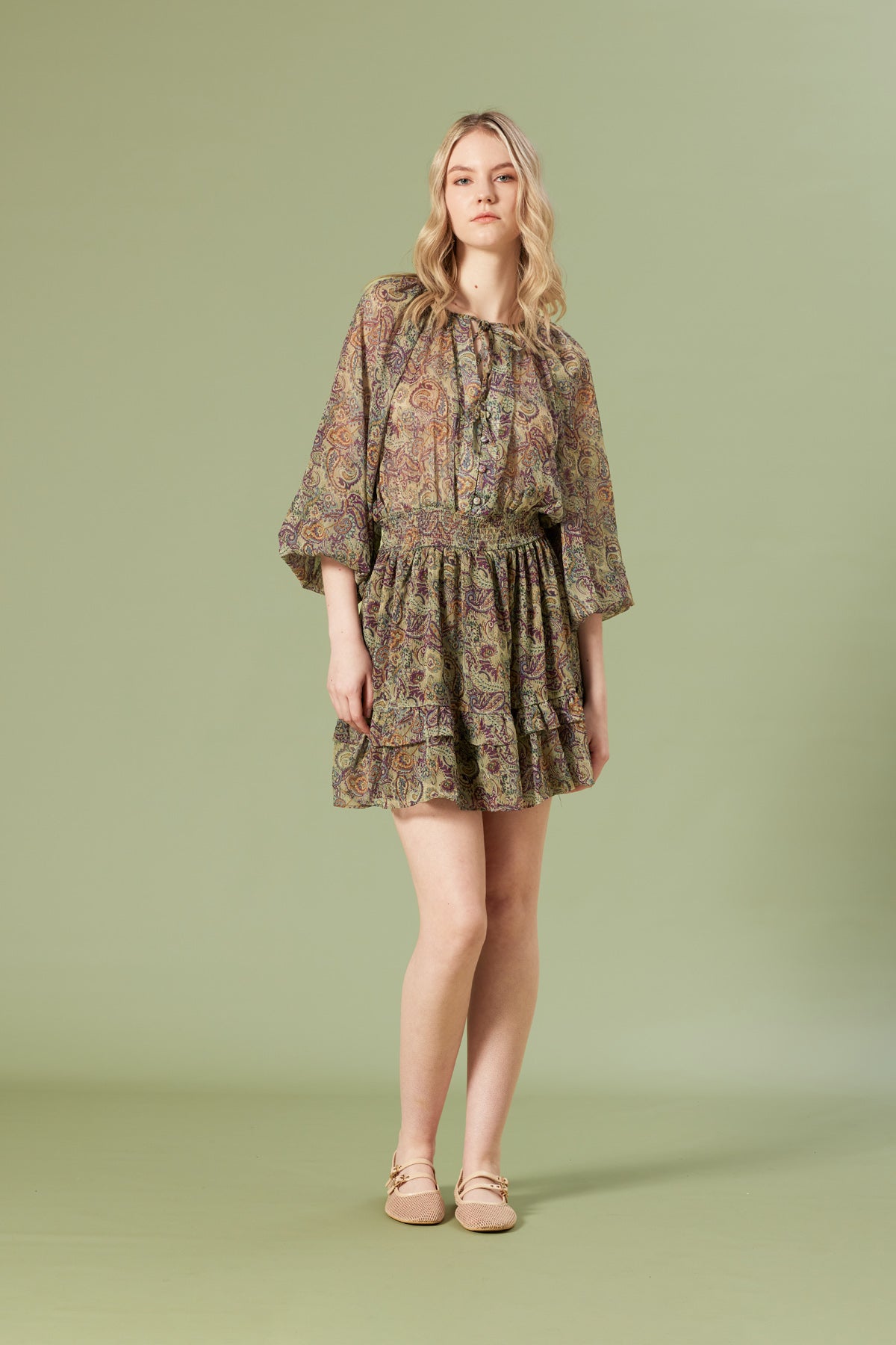 ŞAL DESENLİ KISA ELBİSE