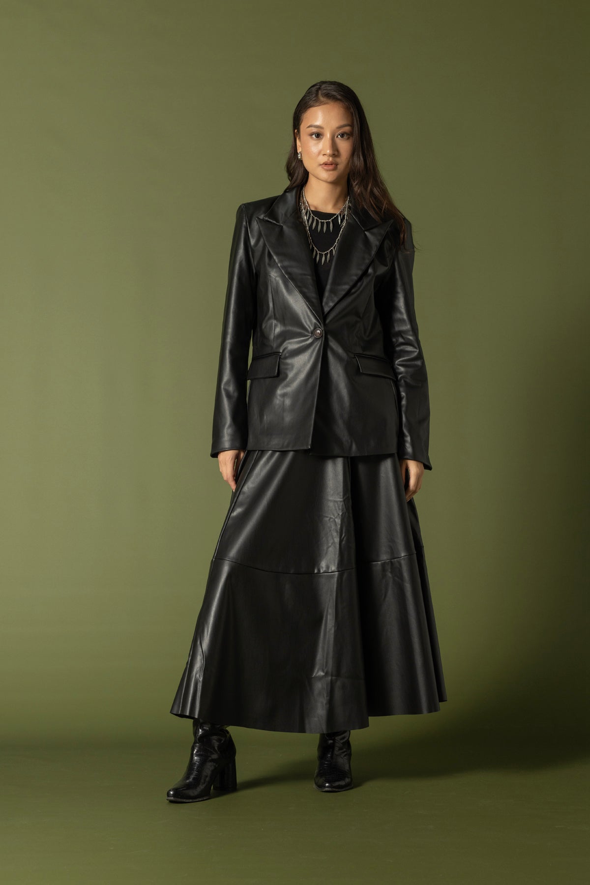 TEK DÜĞMELİ DERİ BLAZER