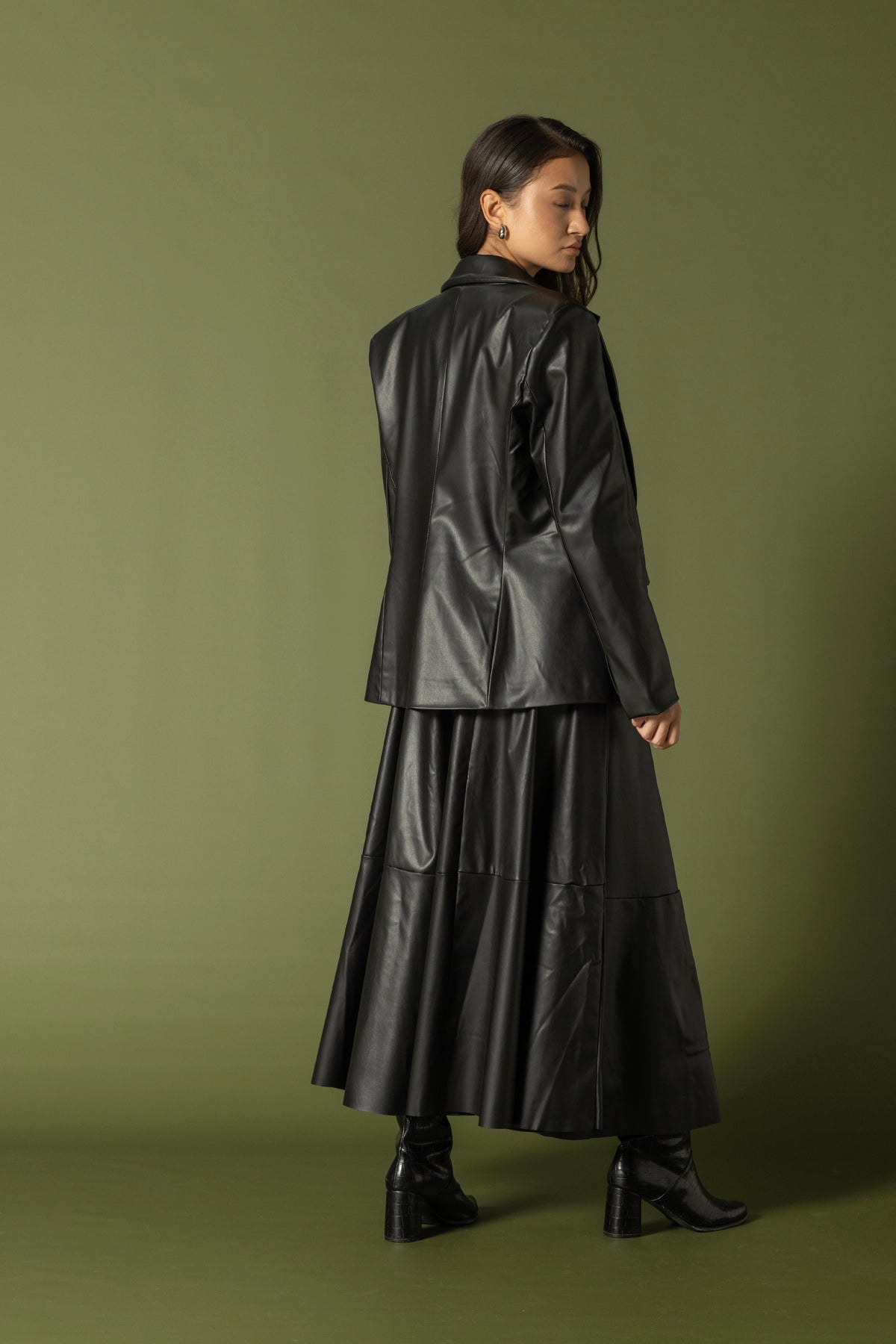 TEK DÜĞMELİ DERİ BLAZER