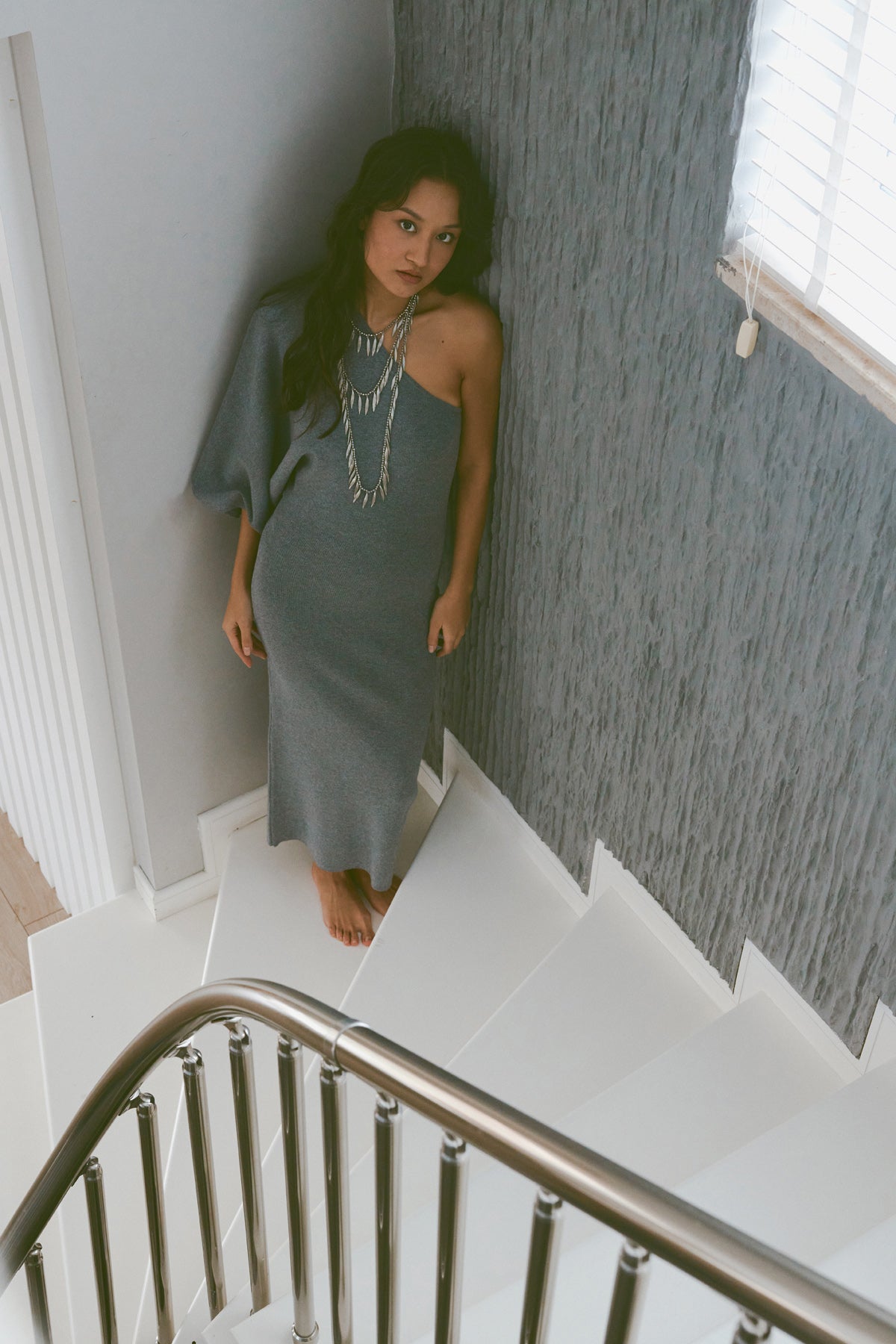 TEK OMUZ TRİKO ELBİSE