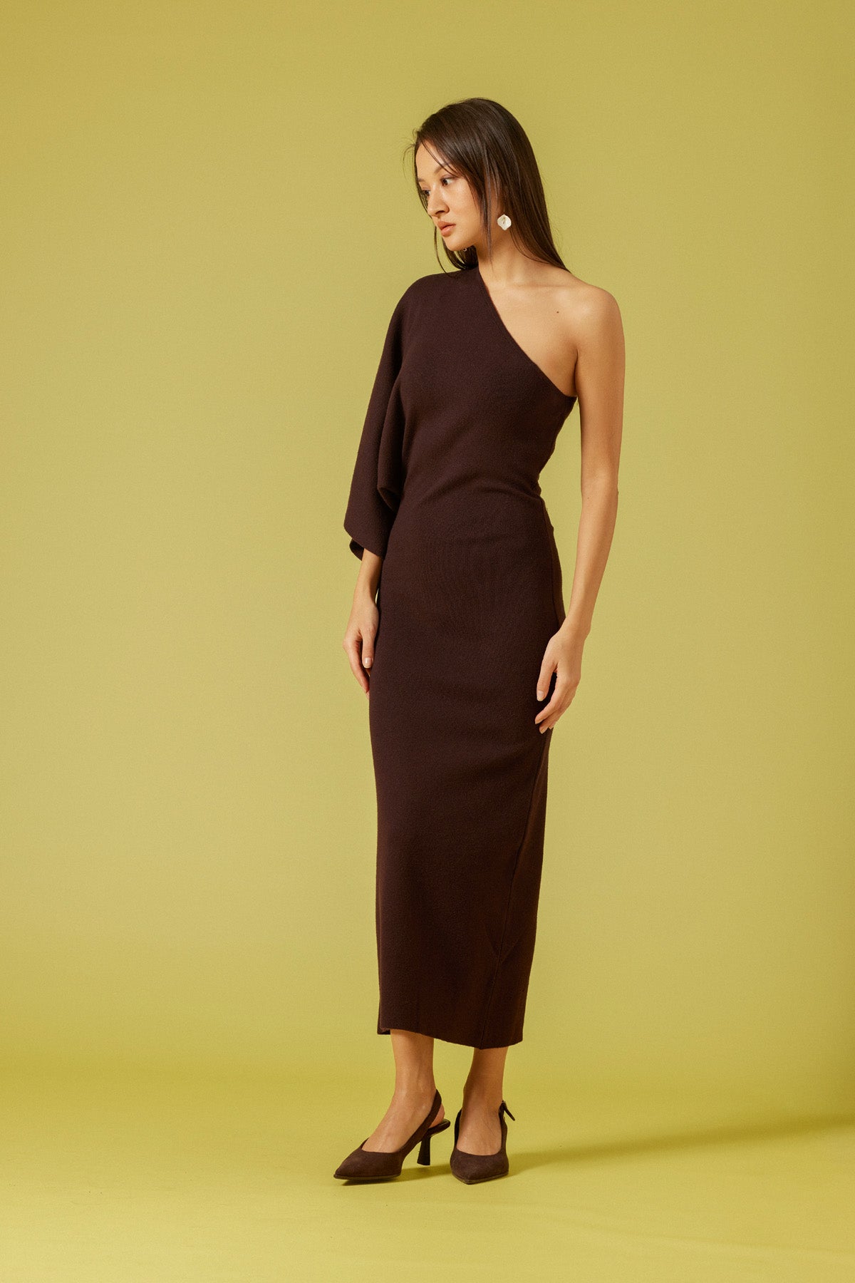 TEK OMUZ TRİKO ELBİSE