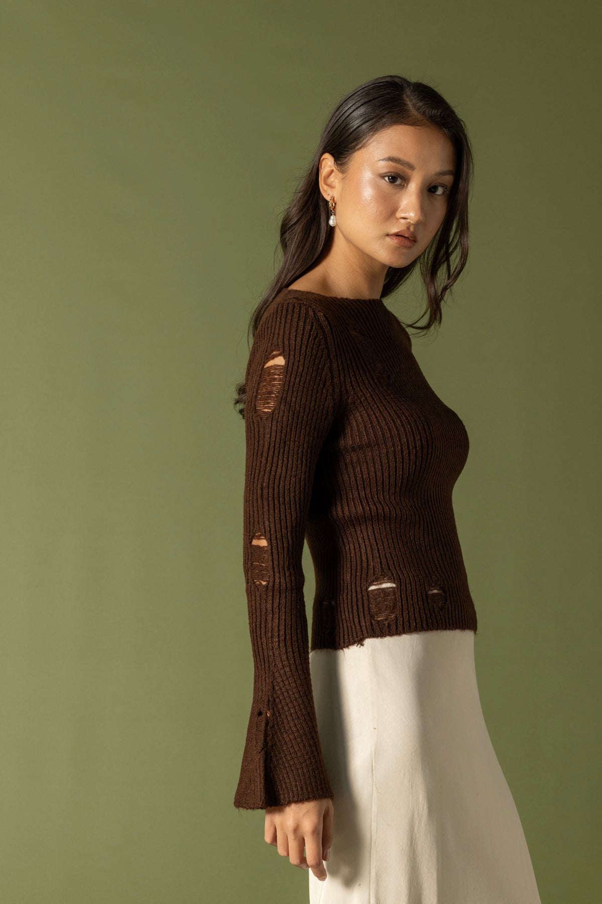 YIRTIK DETAYLI TRİKO KAZAK