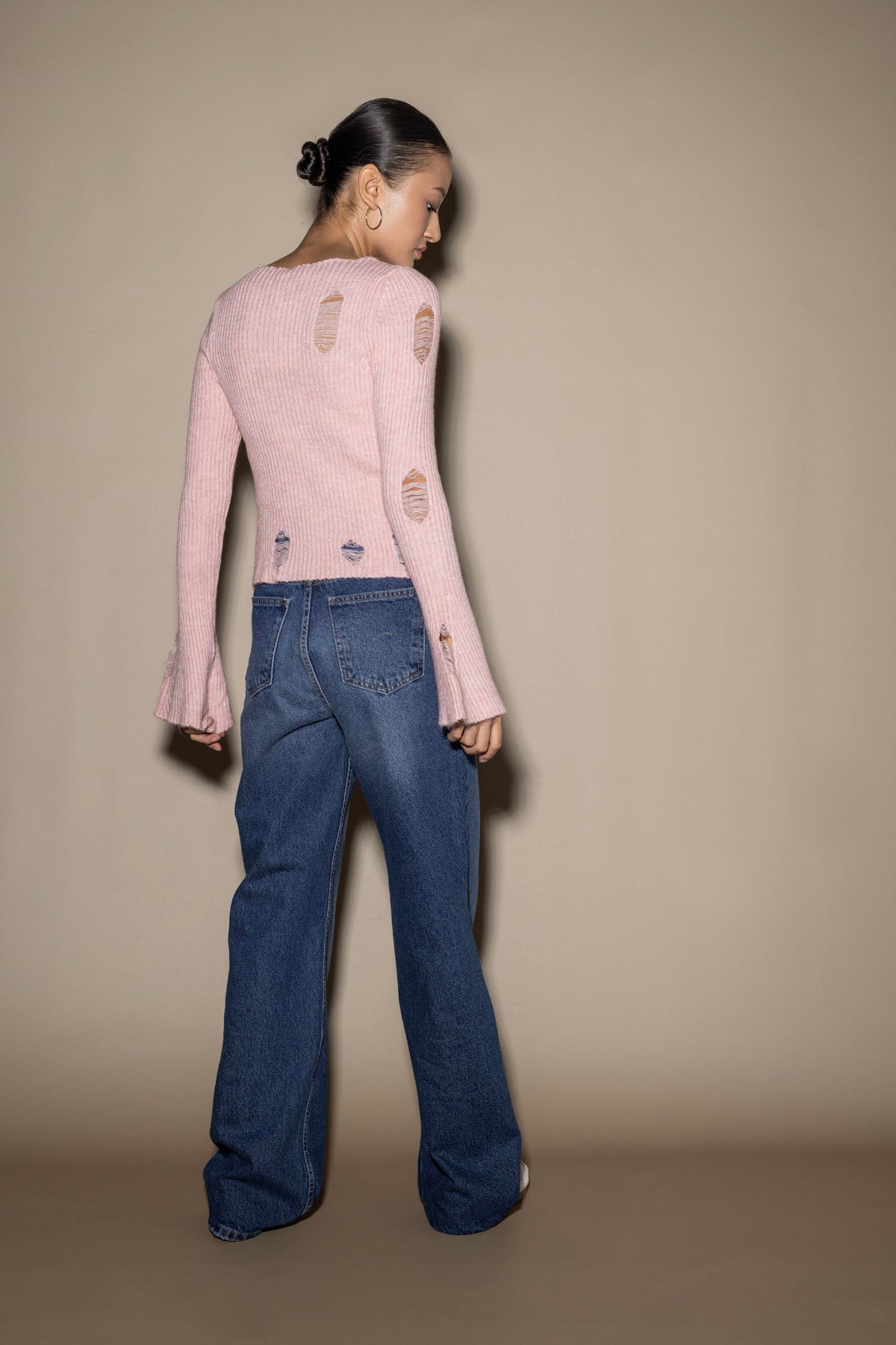 YIRTIK DETAYLI TRİKO KAZAK