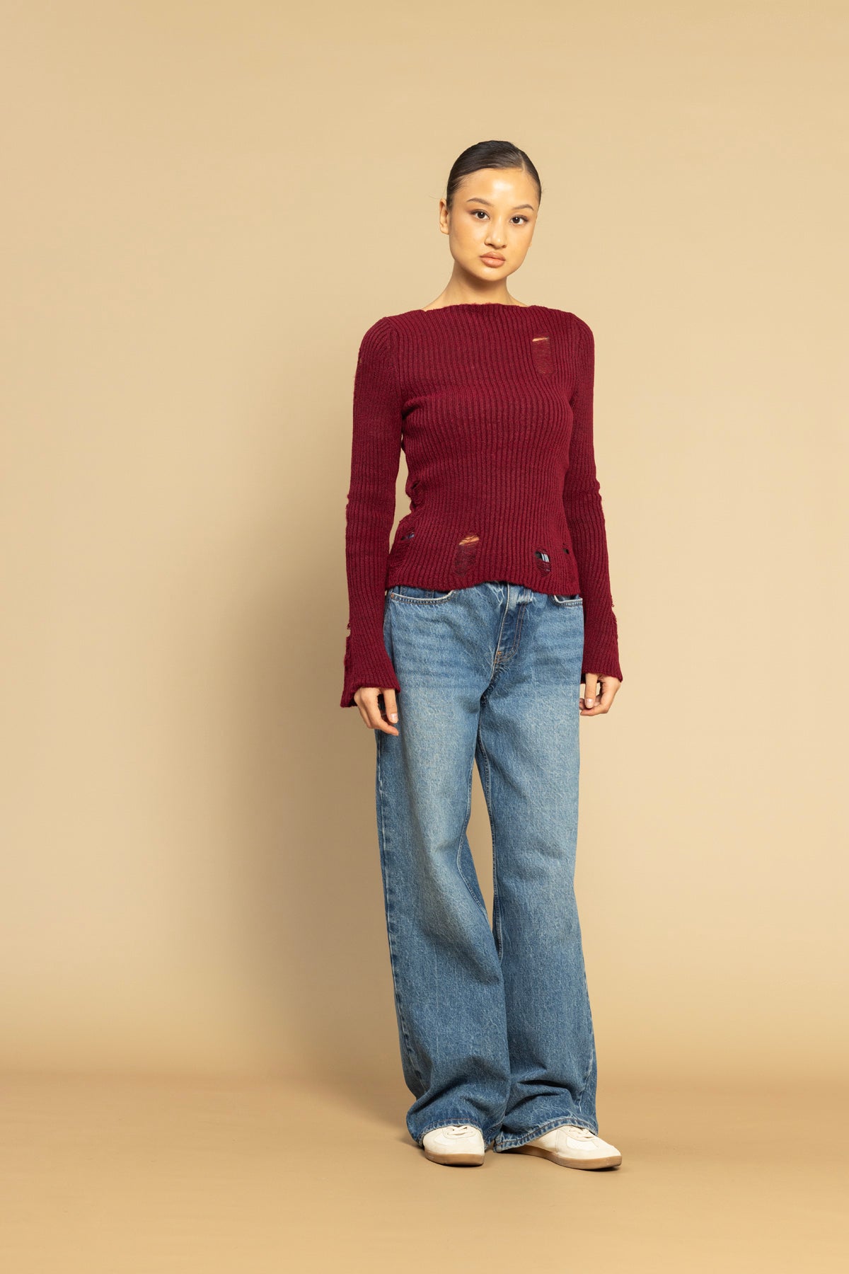 YIRTIK DETAYLI TRİKO KAZAK