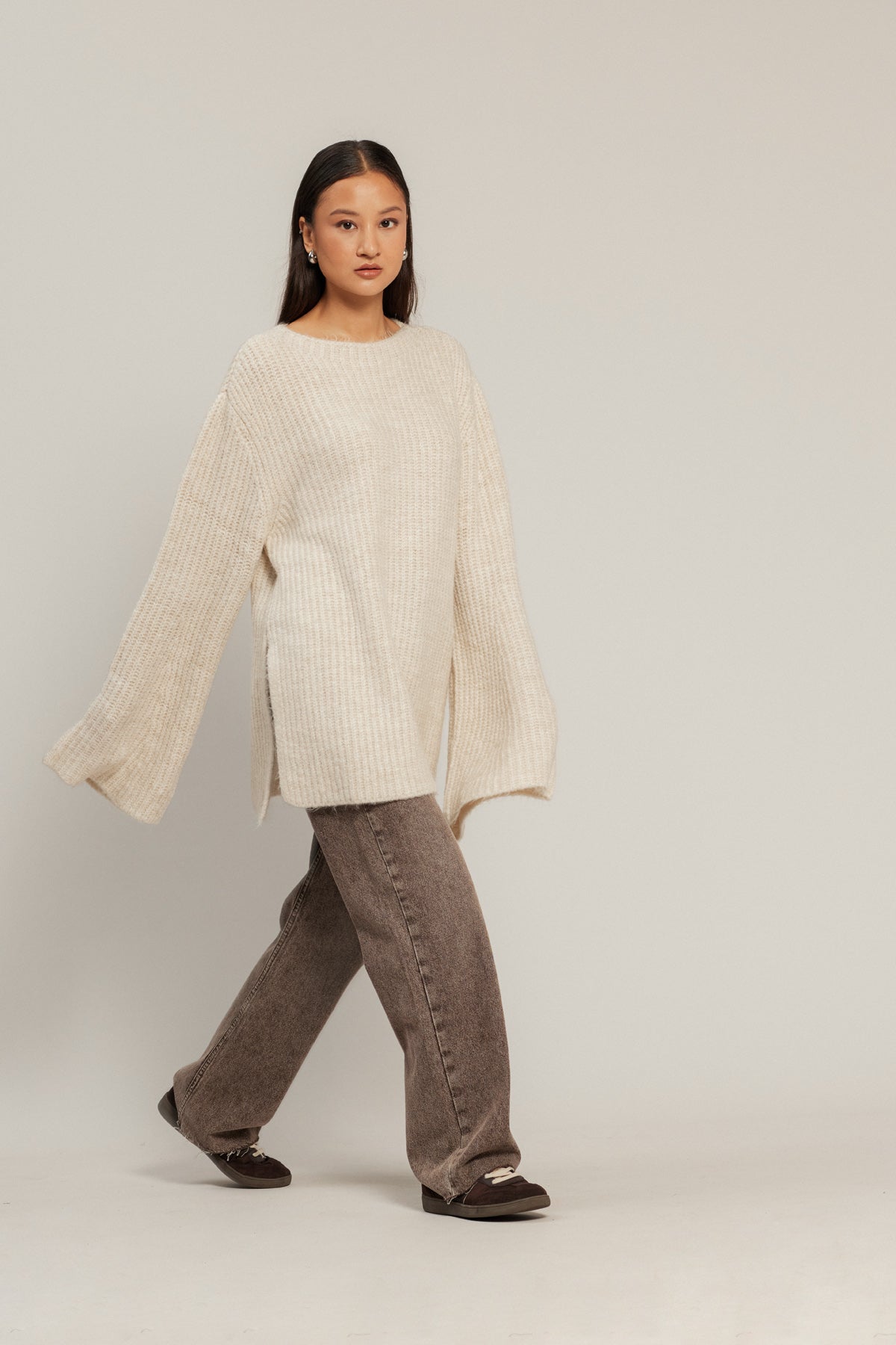 YIRTMAÇLI OVERSIZE TRİKO KAZAK