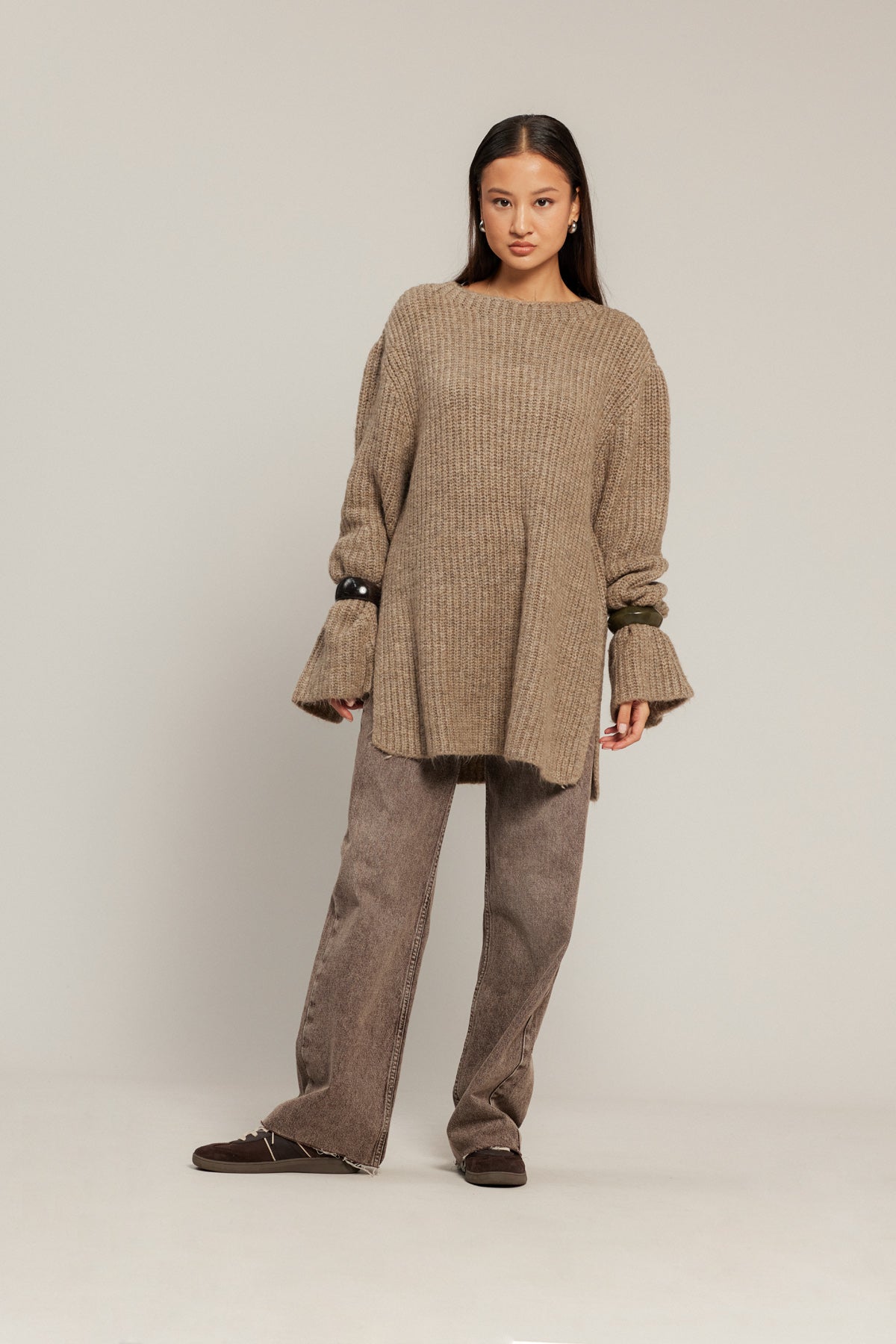 YIRTMAÇLI OVERSIZE TRİKO KAZAK
